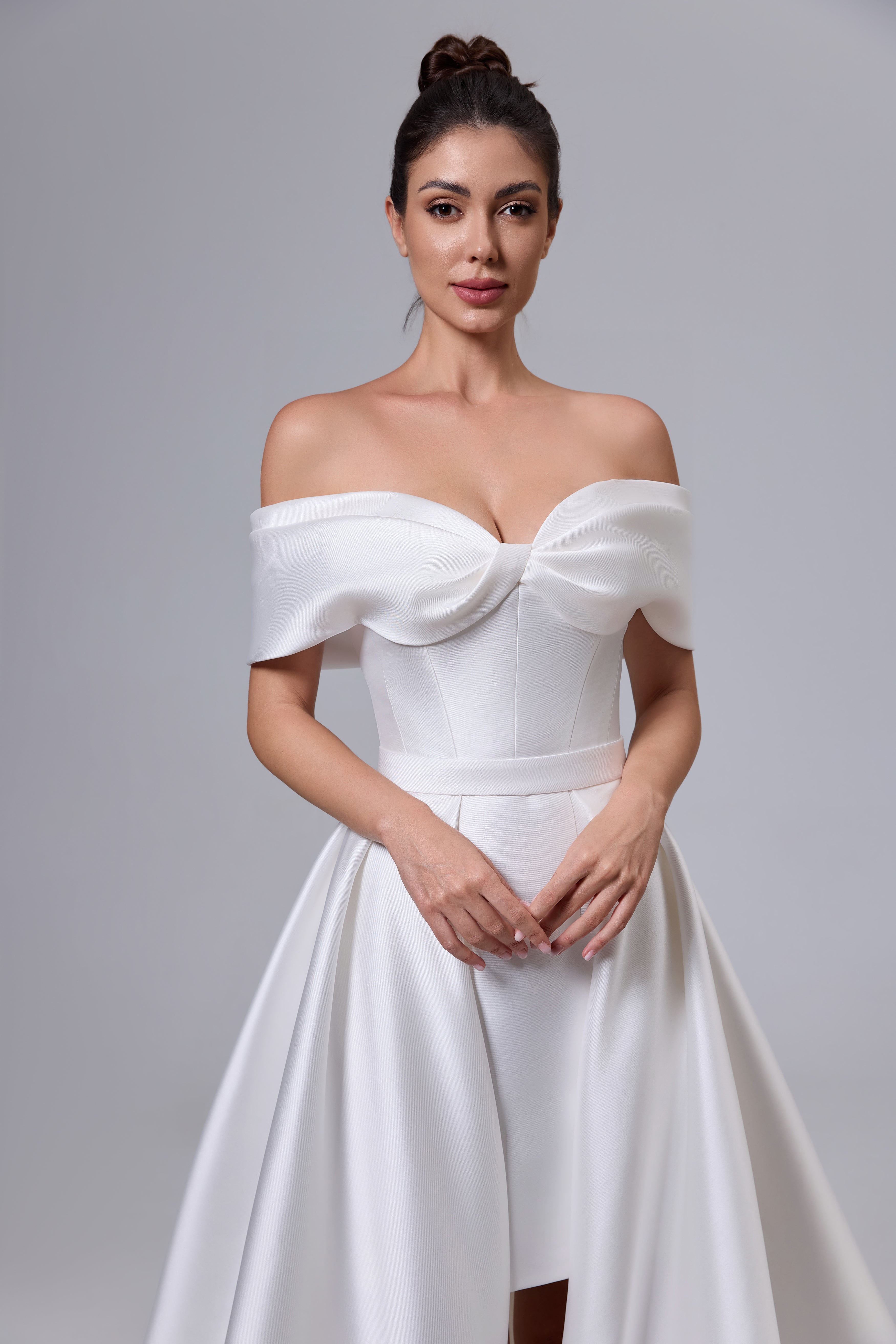SATIN  SEXY  BRIDAL GOWN WITH DETACHABLE TRAIN LVB2532