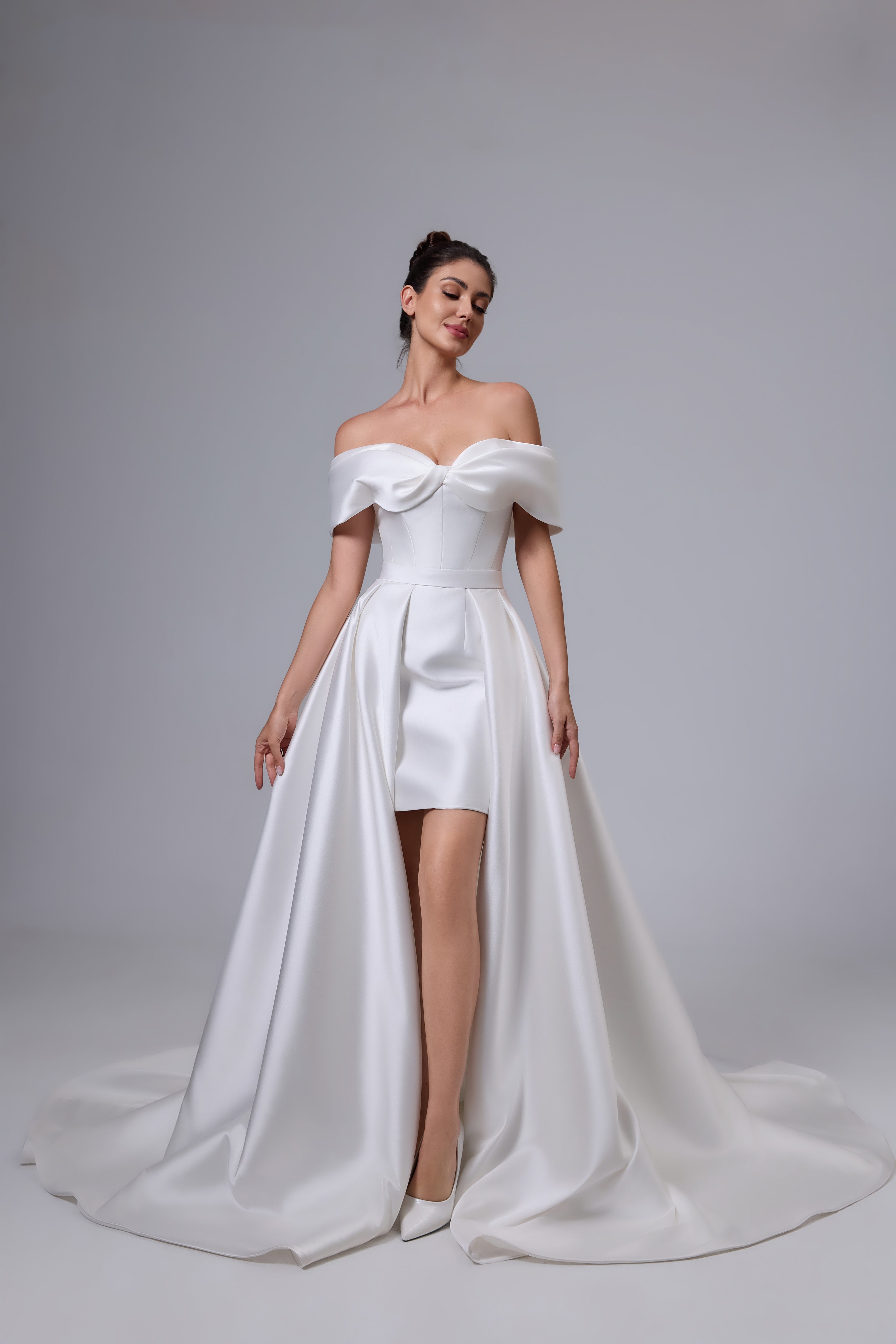 SATIN SEXY BRIDAL GOWN WITH DETACHABLE TRAIN LVB2532