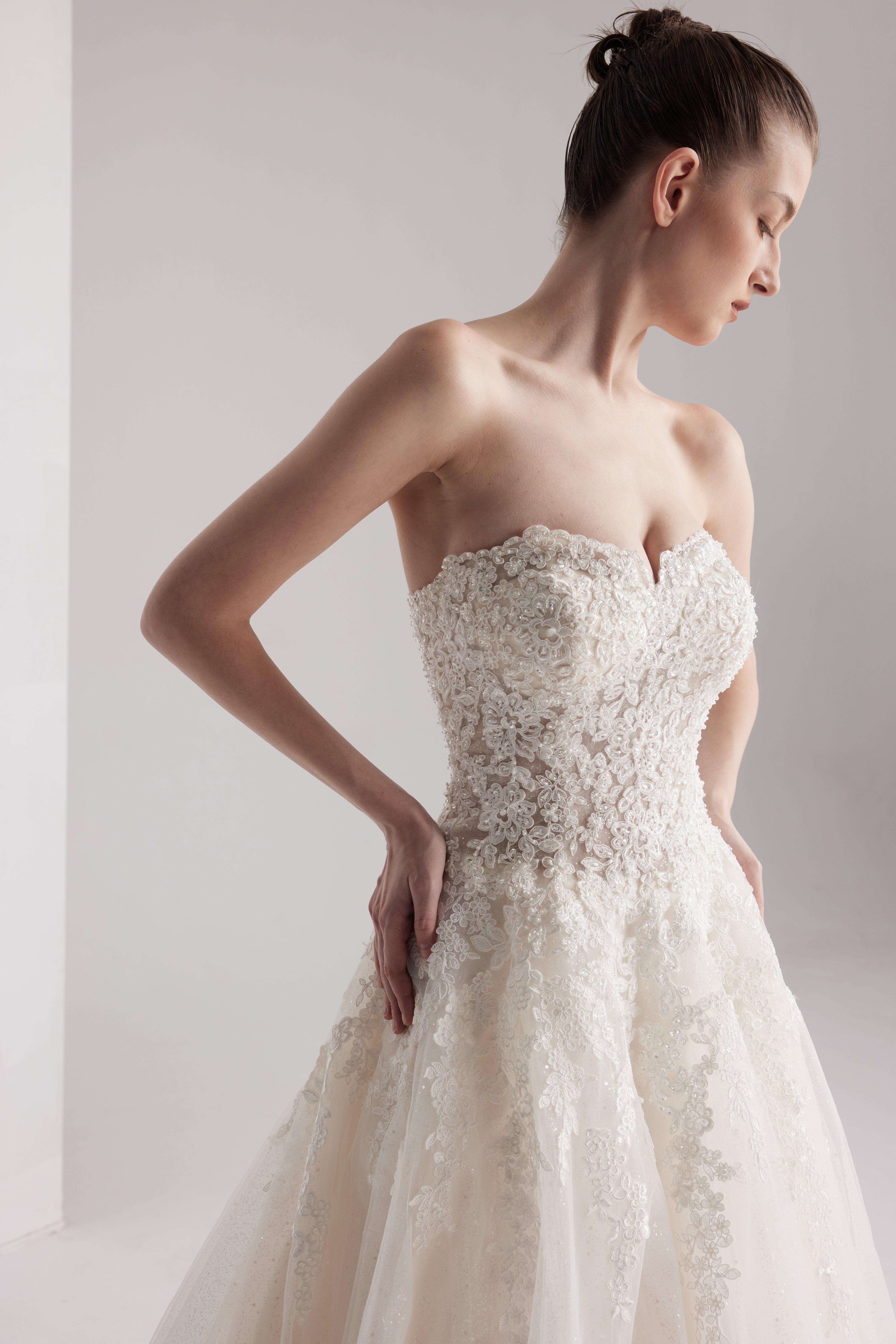 Princess beaded lace  bridal dress with a classic sweetheart neckline with Bolero LVB2411