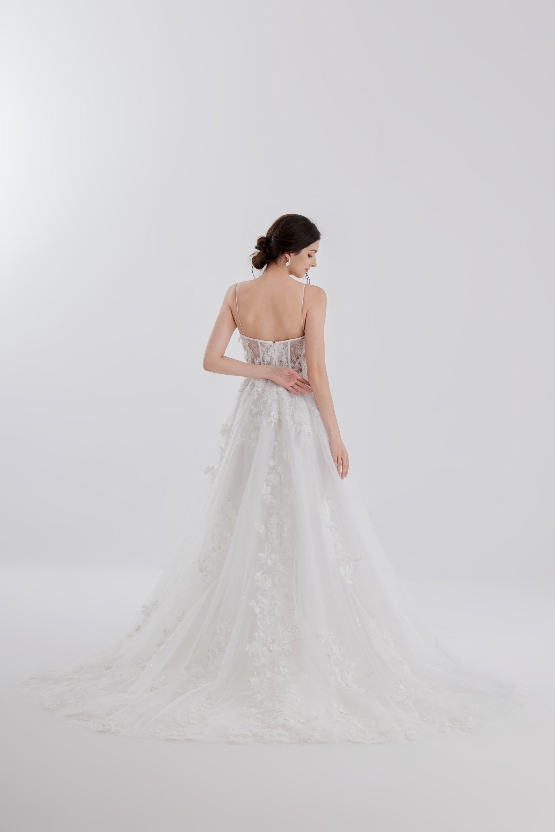 Floral cottagecore sexy wedding dress with a thigh-high slit LVB2612