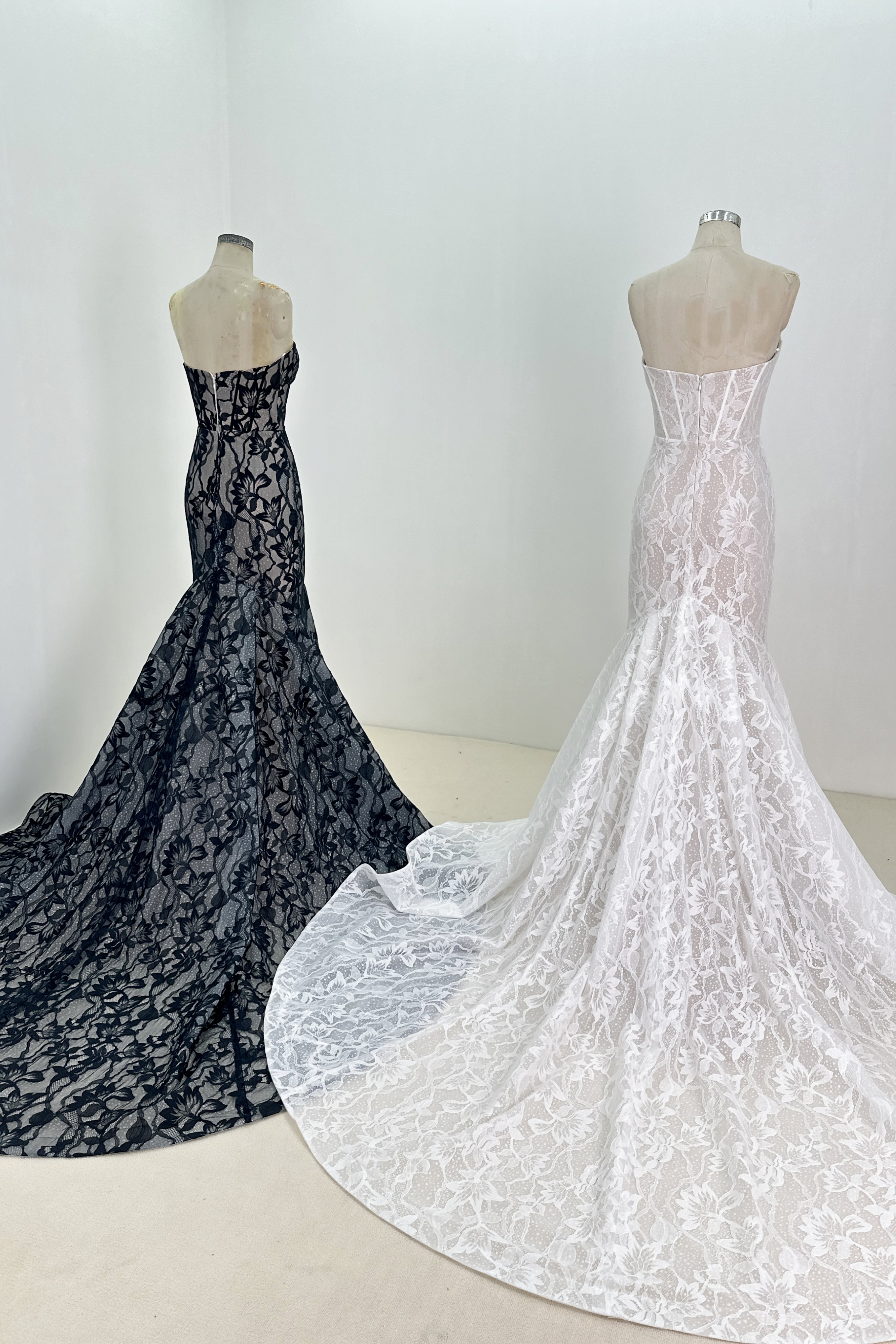 Unique unembellished lace sheath MERMAID bridal dress LVB2693