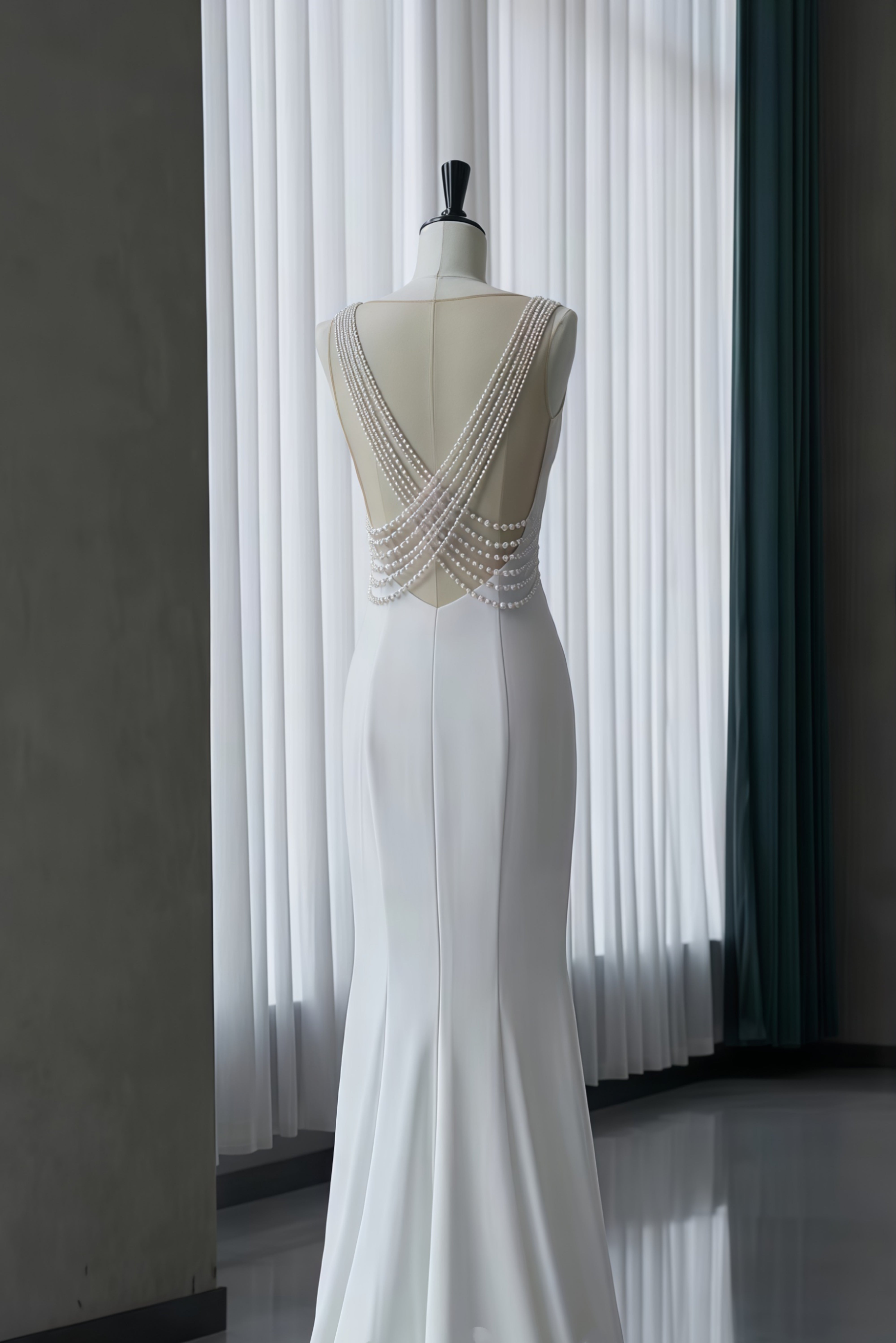 WEDDING DRESS LVB2656