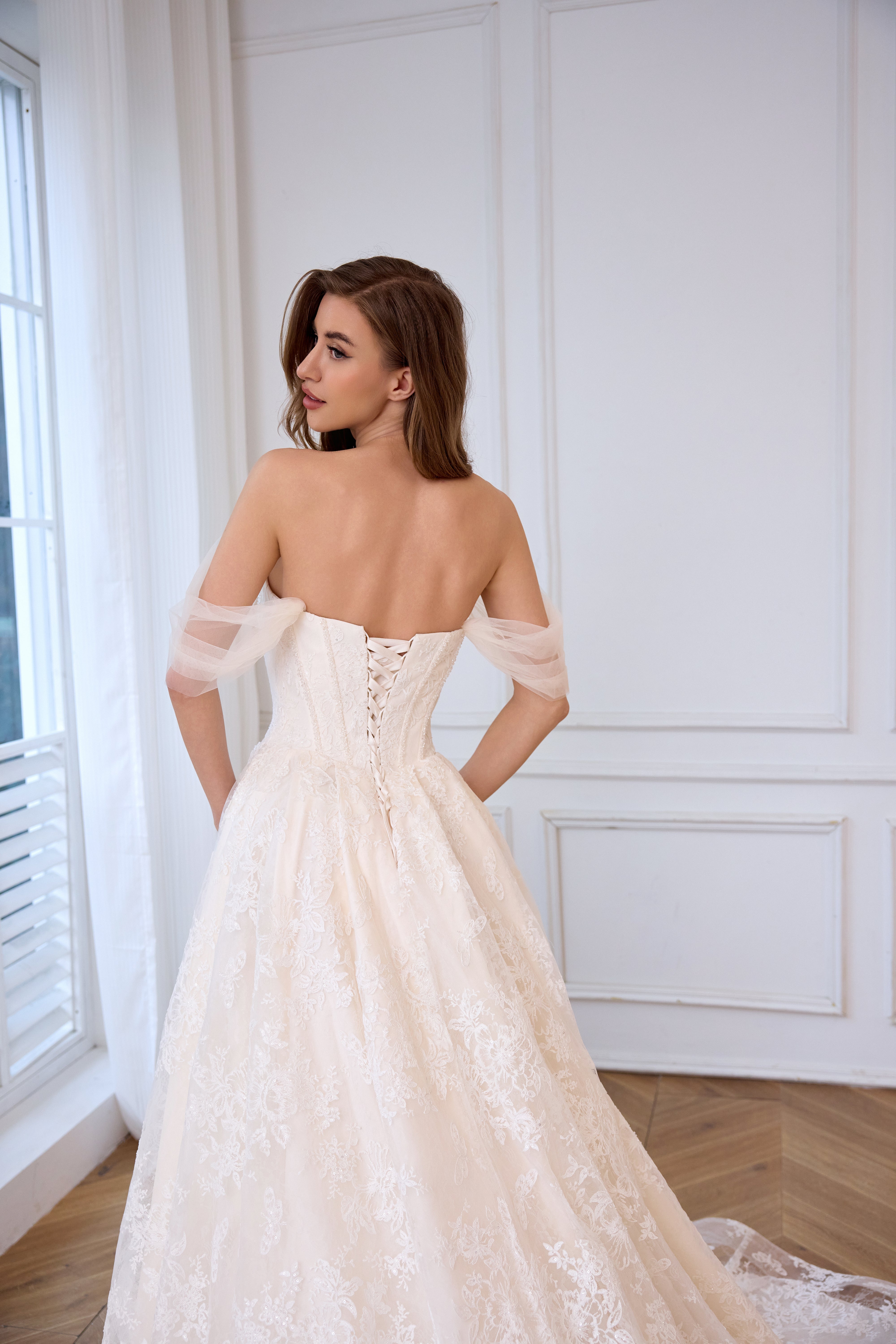 Elegant lace Sparkly beaded ball gown bridal dress with Detachable Off-The-Shoulder-Sleeves, back tie-up LVB2624