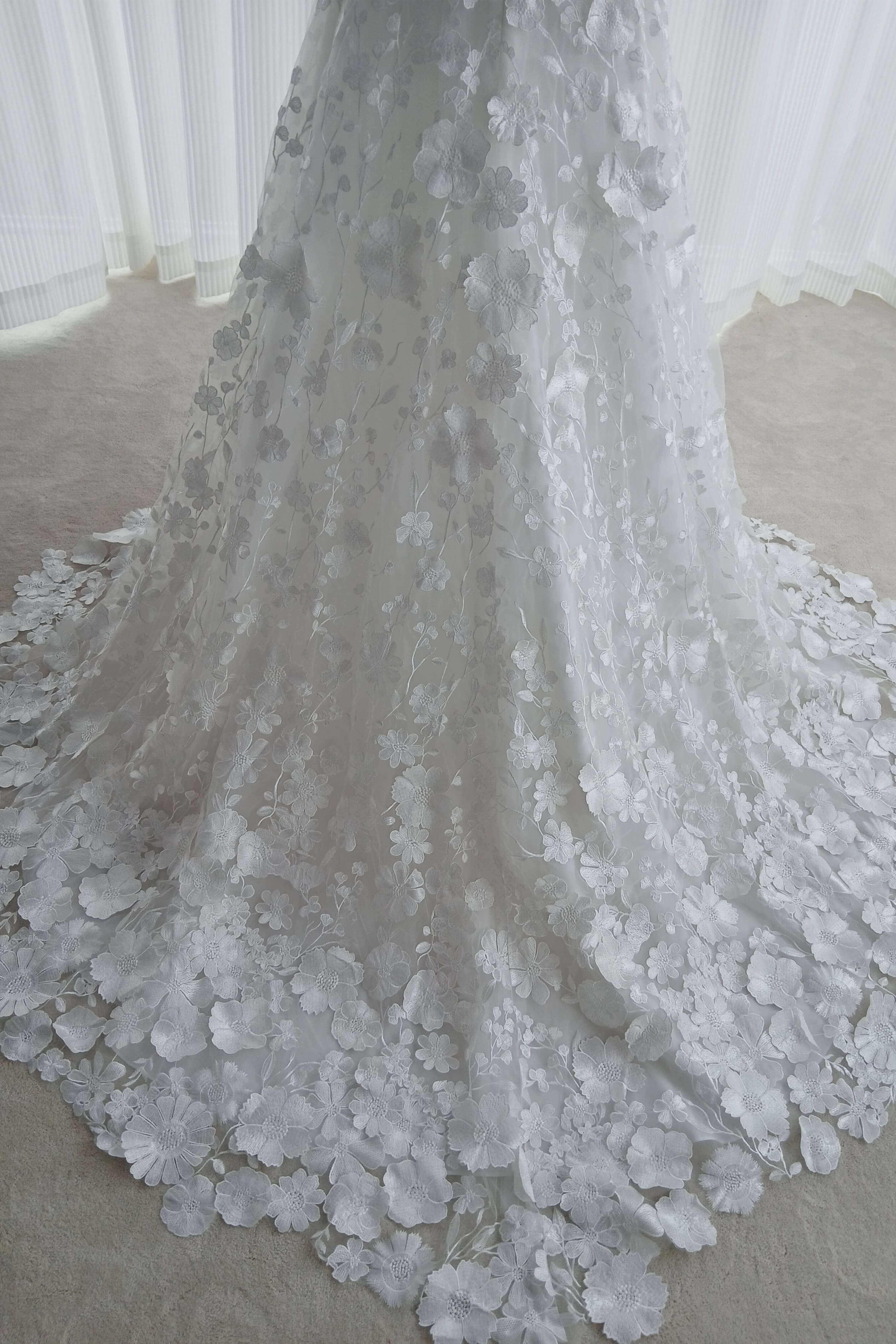 Romantic Floral Lace A-Line Wedding Dress with Long Train-AND Bride