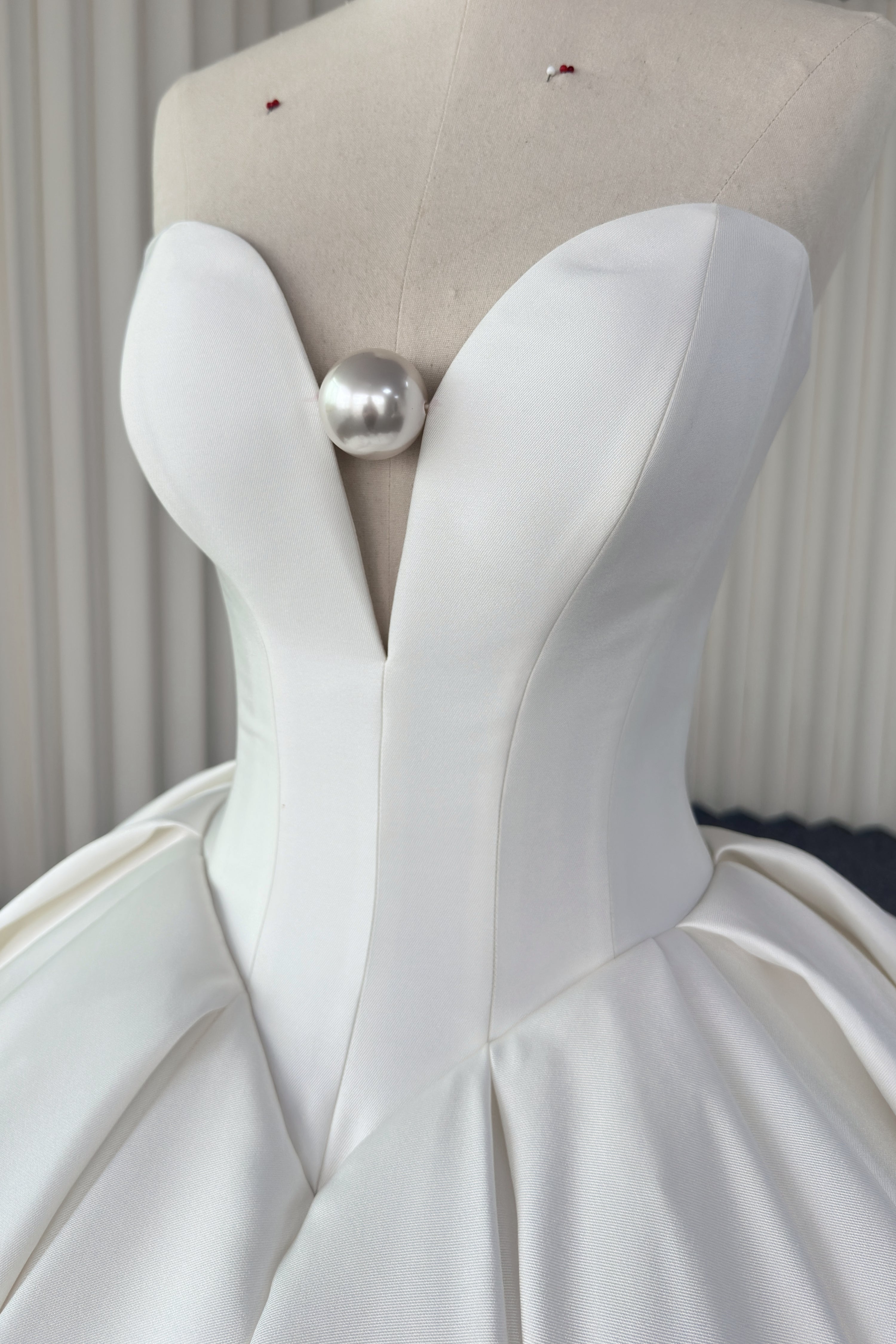 Wedding gown LVB2708