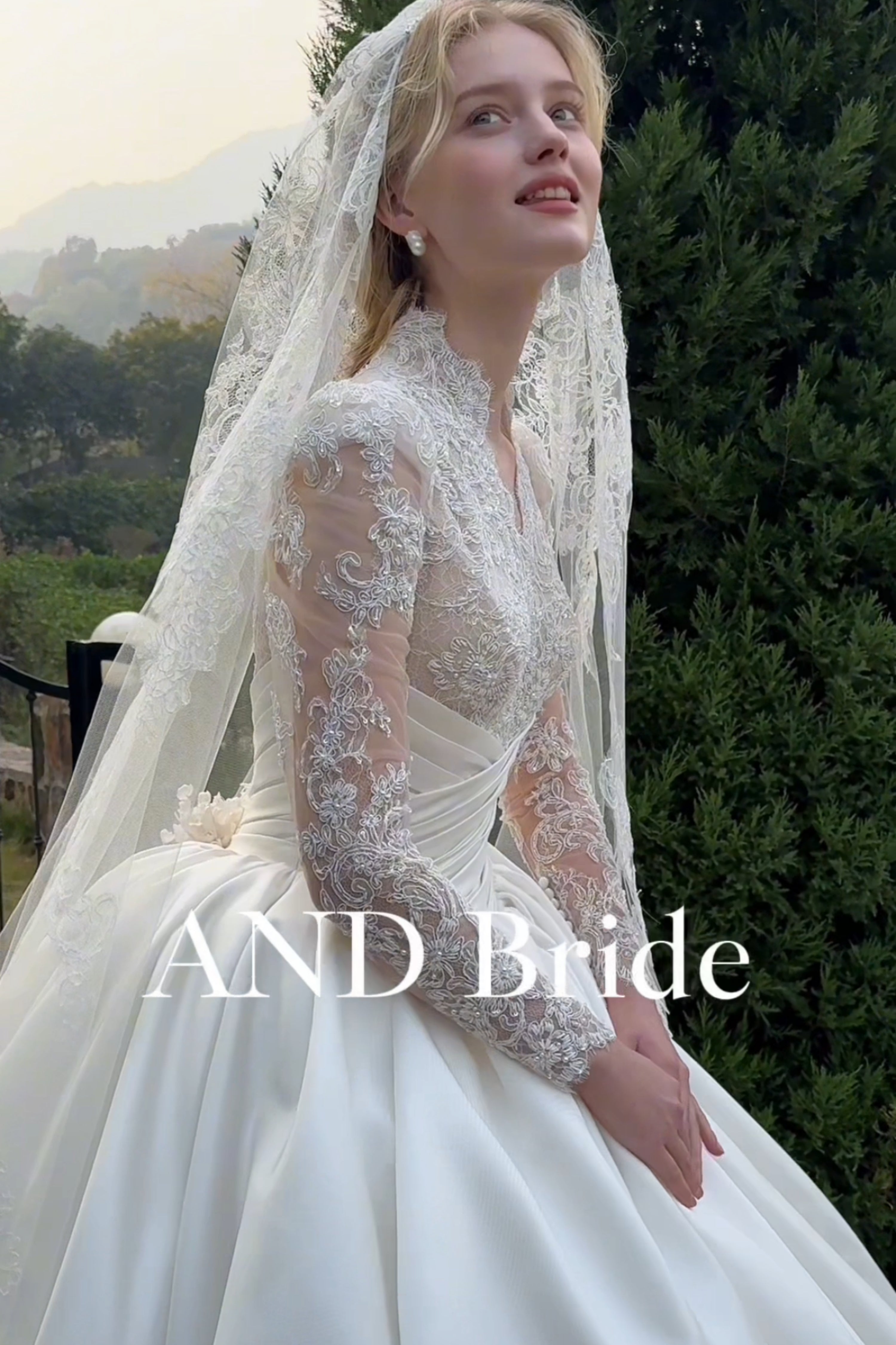 Wedding dress LVB2721