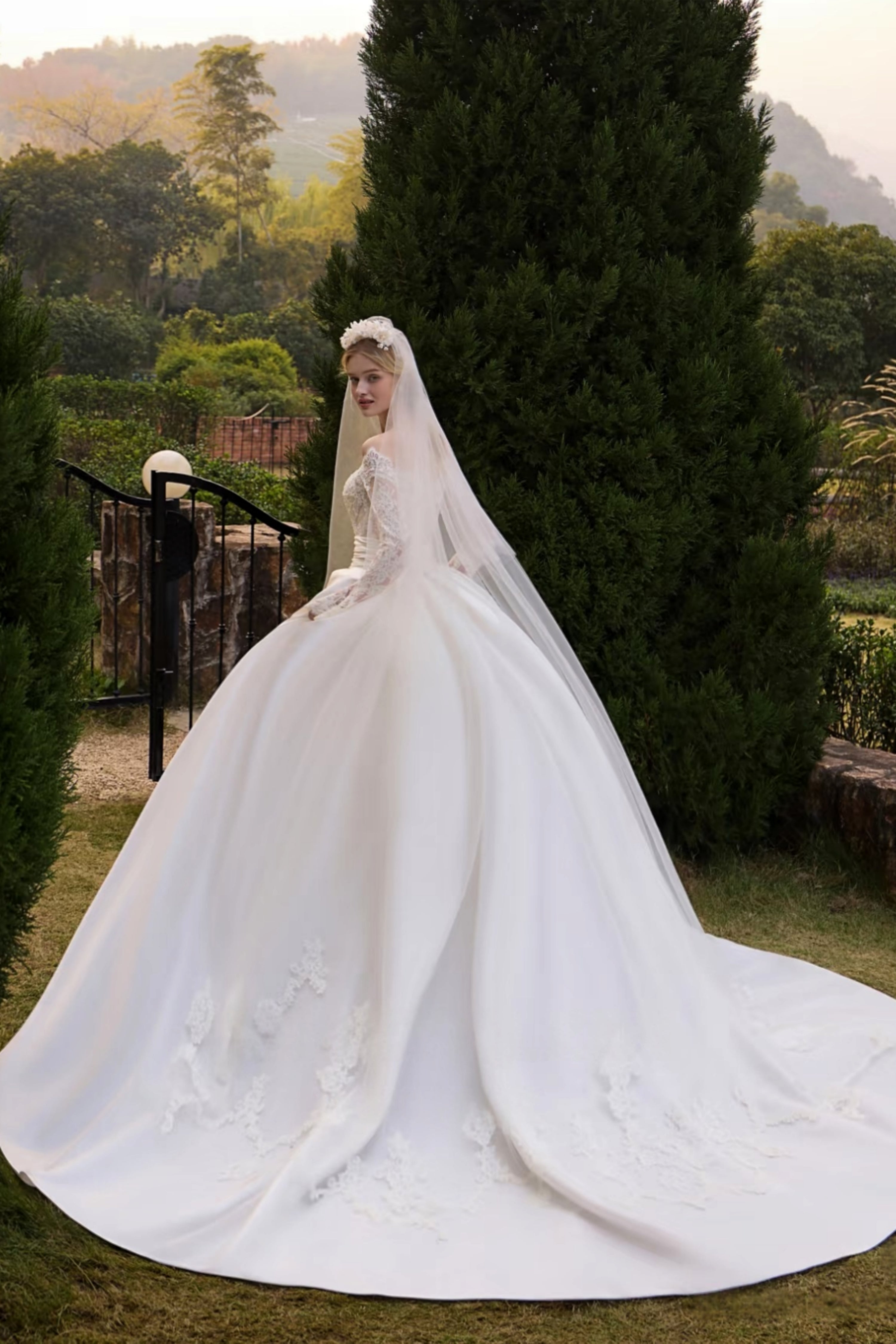 First Dance-Ivory & Champagne lace wedding dress with detachable satin Cathedral Train Gown LVB2723