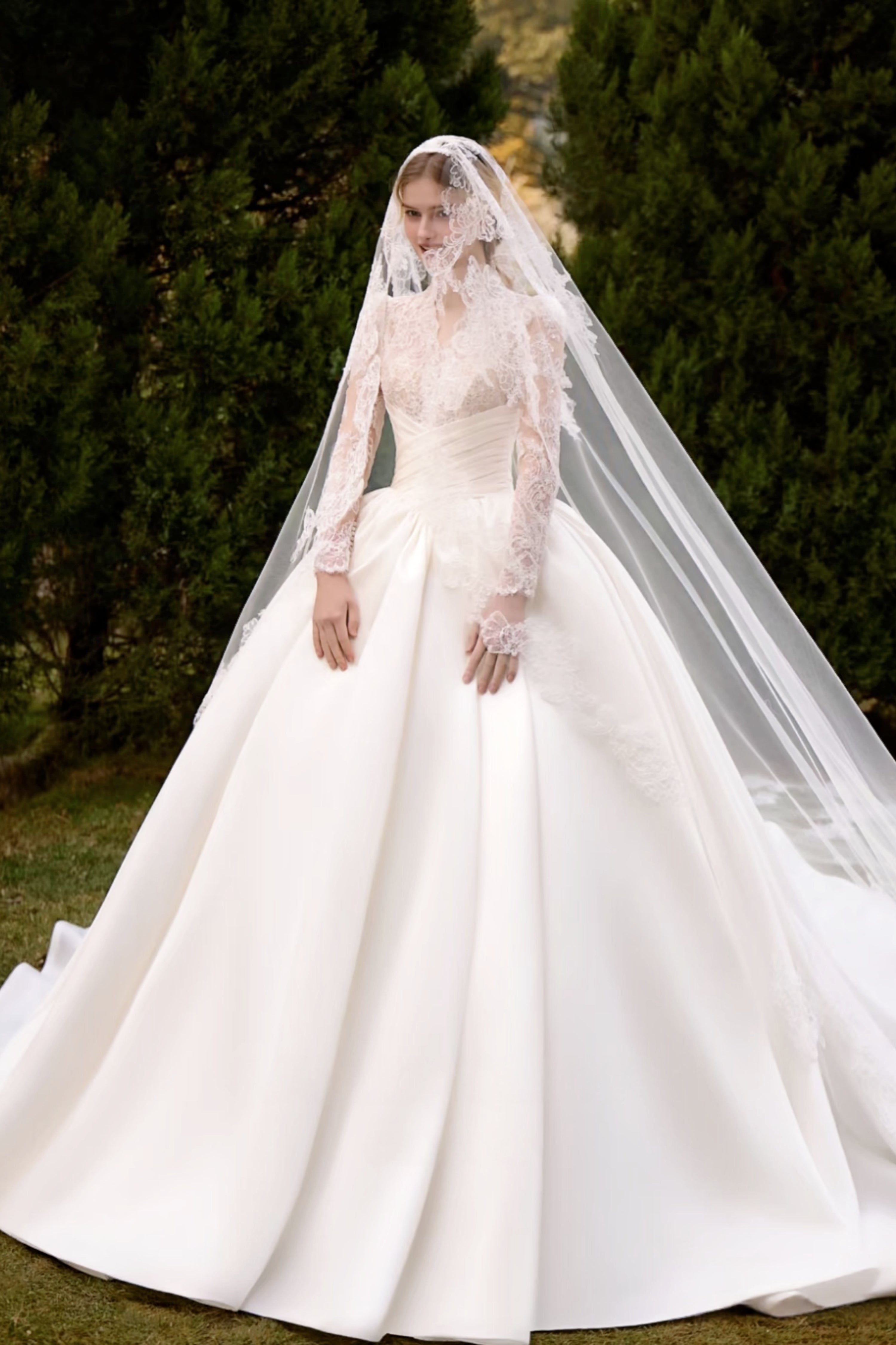 TIANA - Wedding dress LVB2721