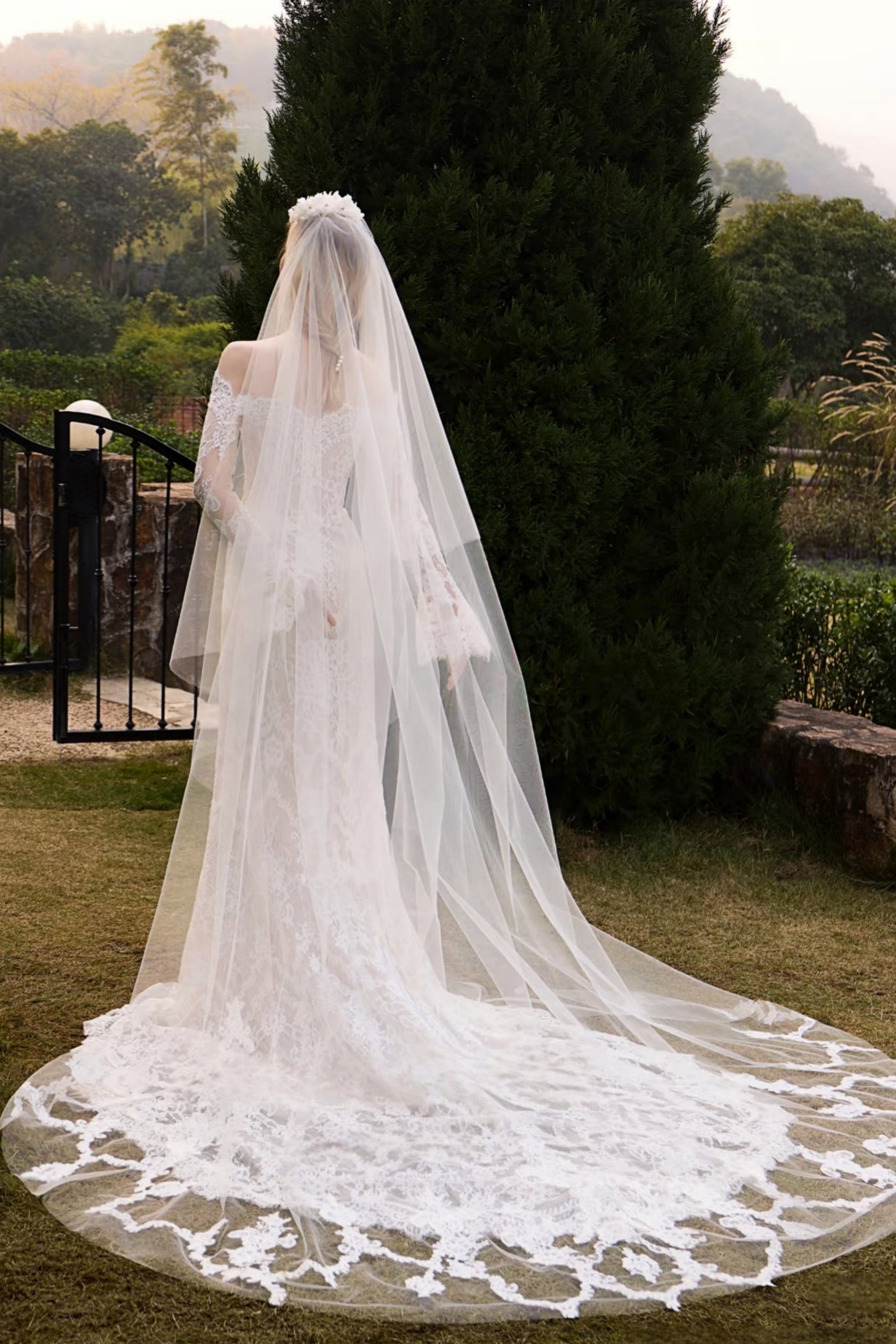 First Dance-Ivory & Champagne lace wedding dress with detachable satin Cathedral Train Gown LVB2723