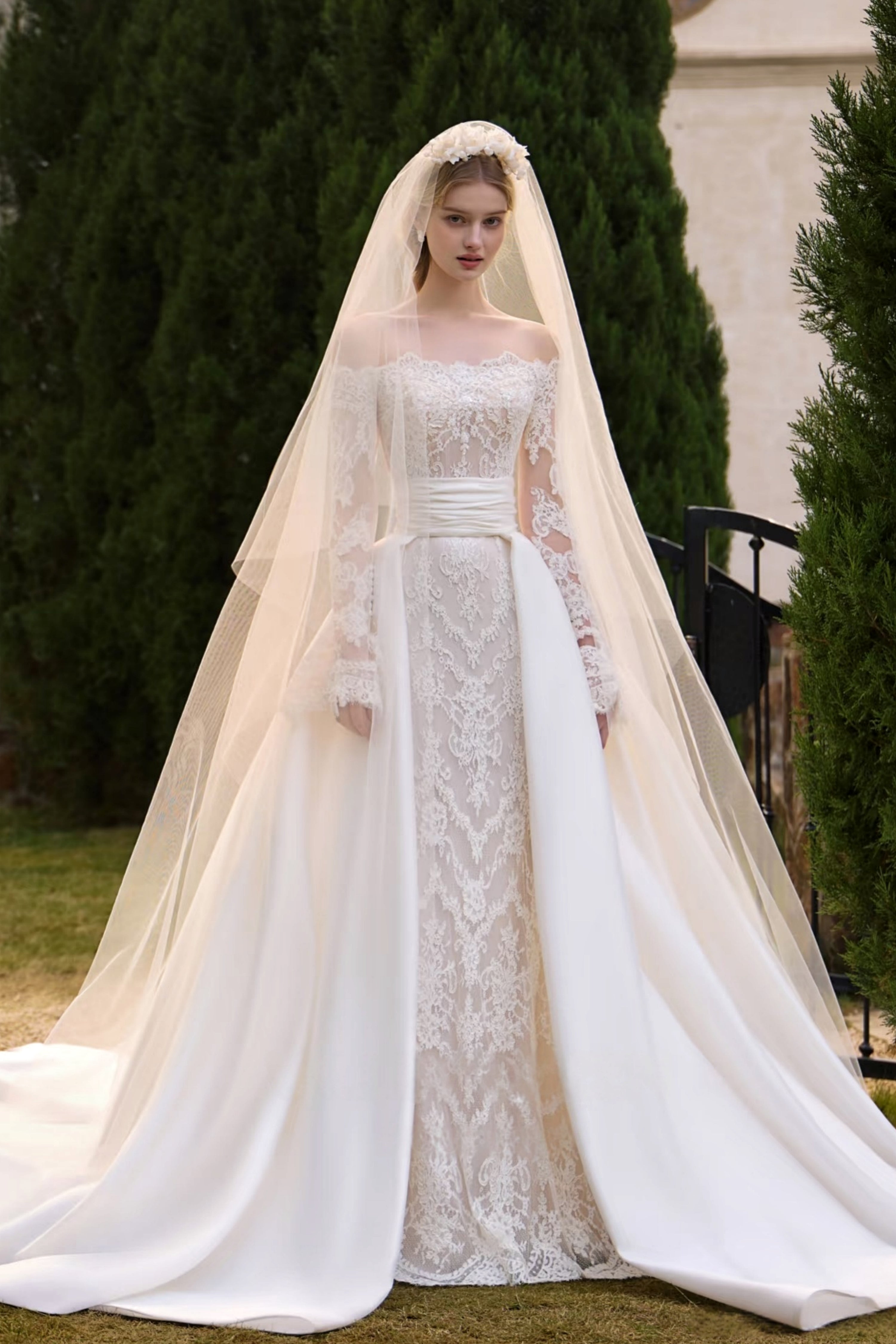 First Dance - WEDDING DRESS LVB2723