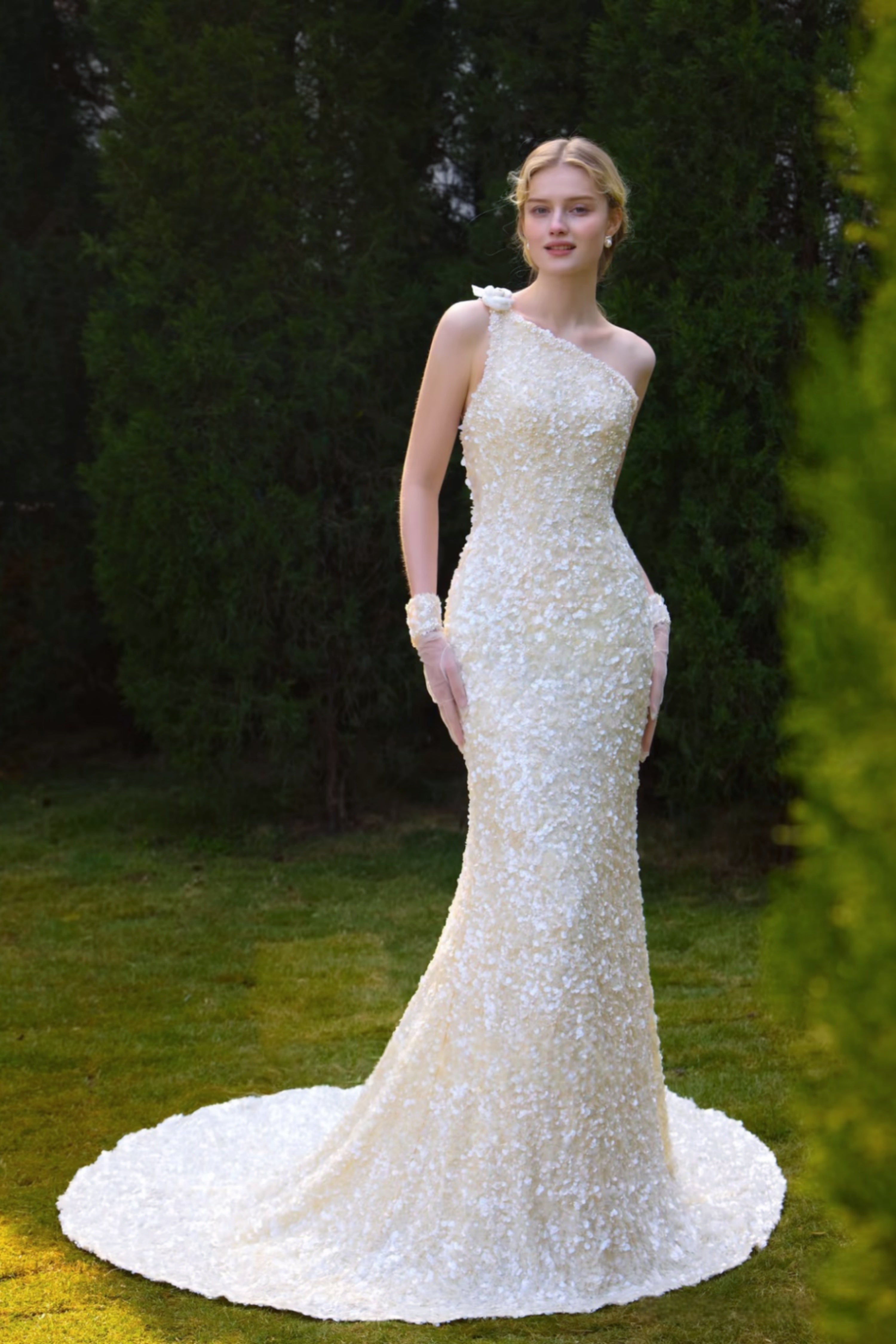 wedding dress LVB2735