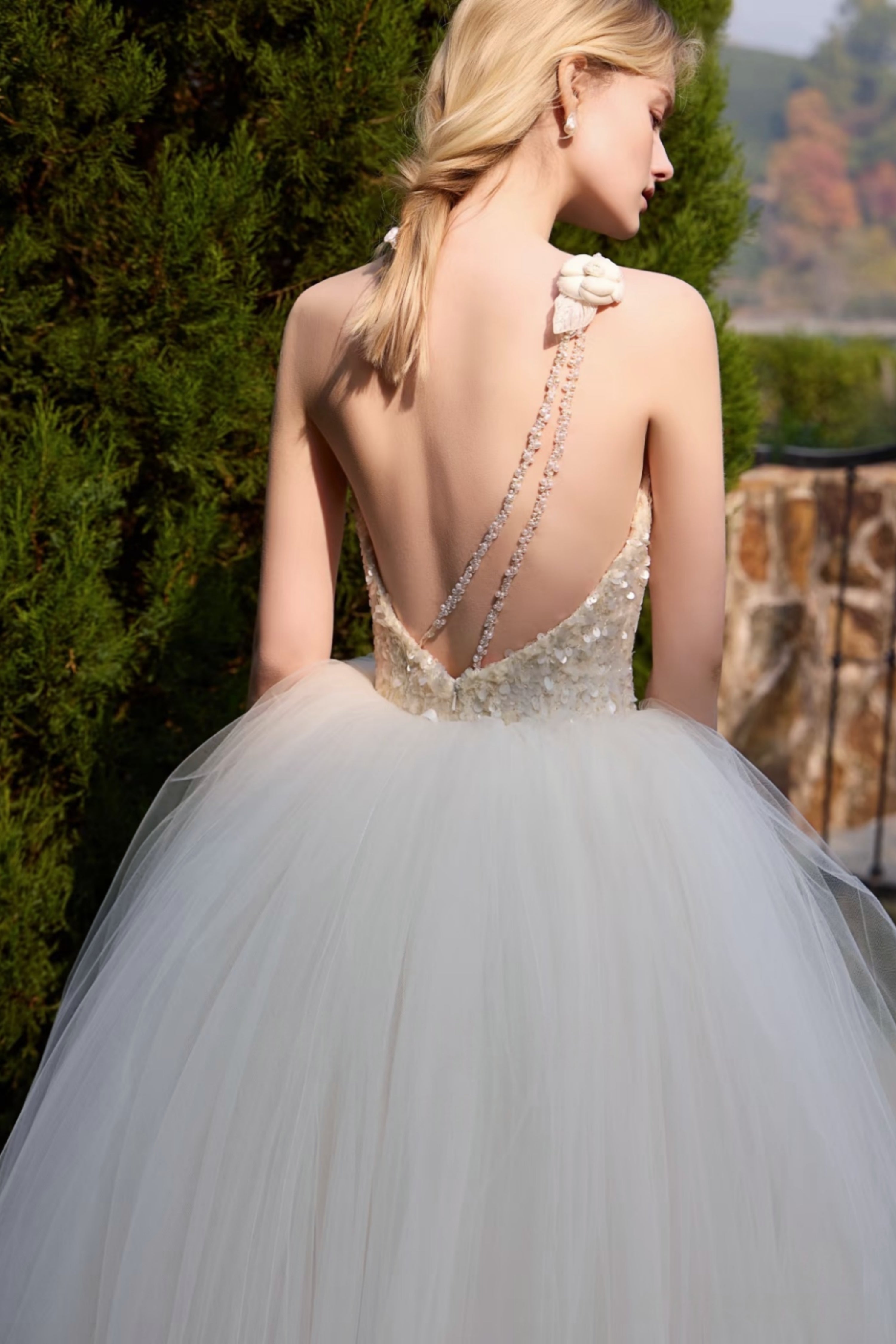 wedding dress LVB2735