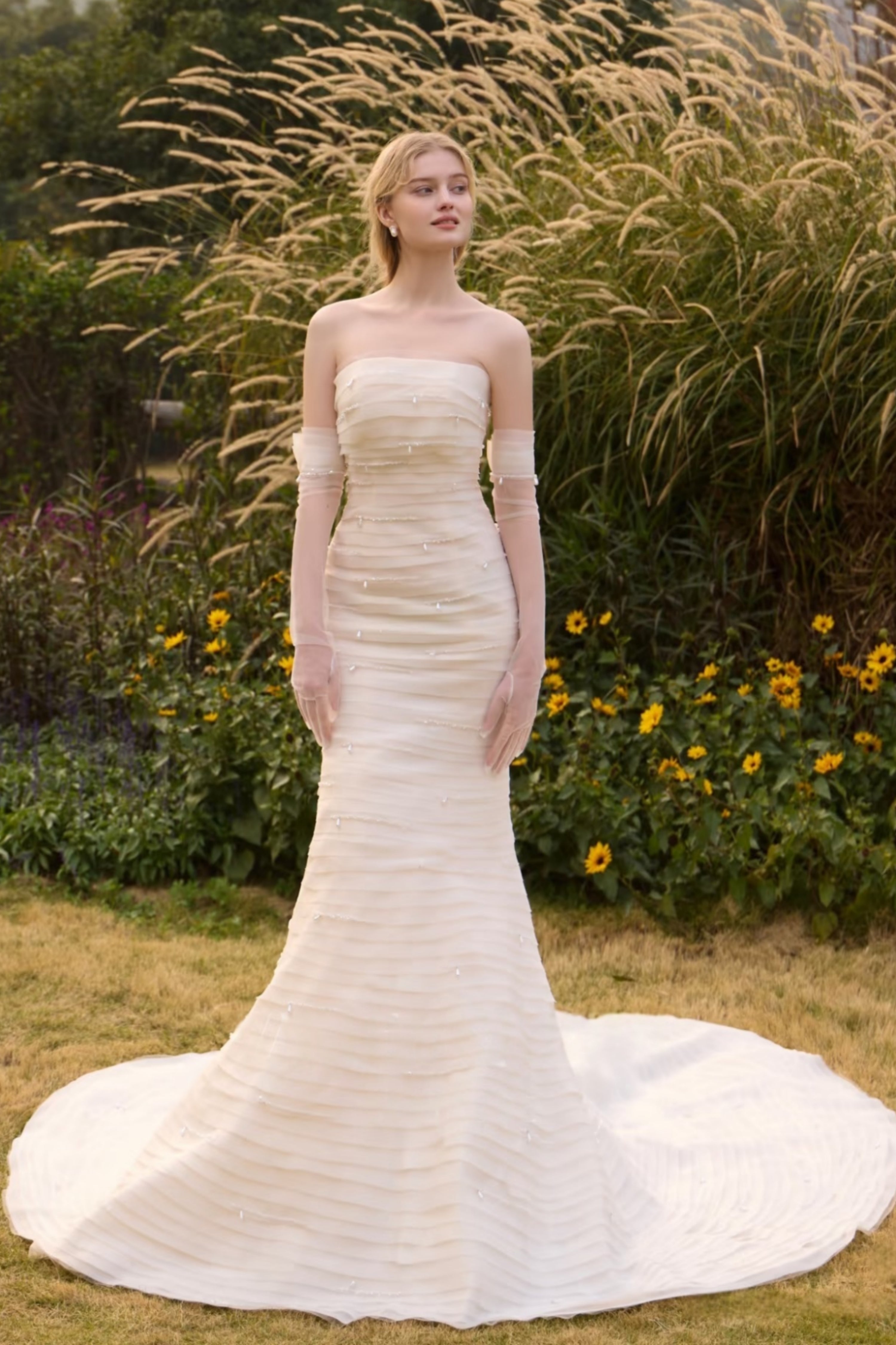 Elegant strapless tiered mermaid wedding gown with veil and gloves LVB2747