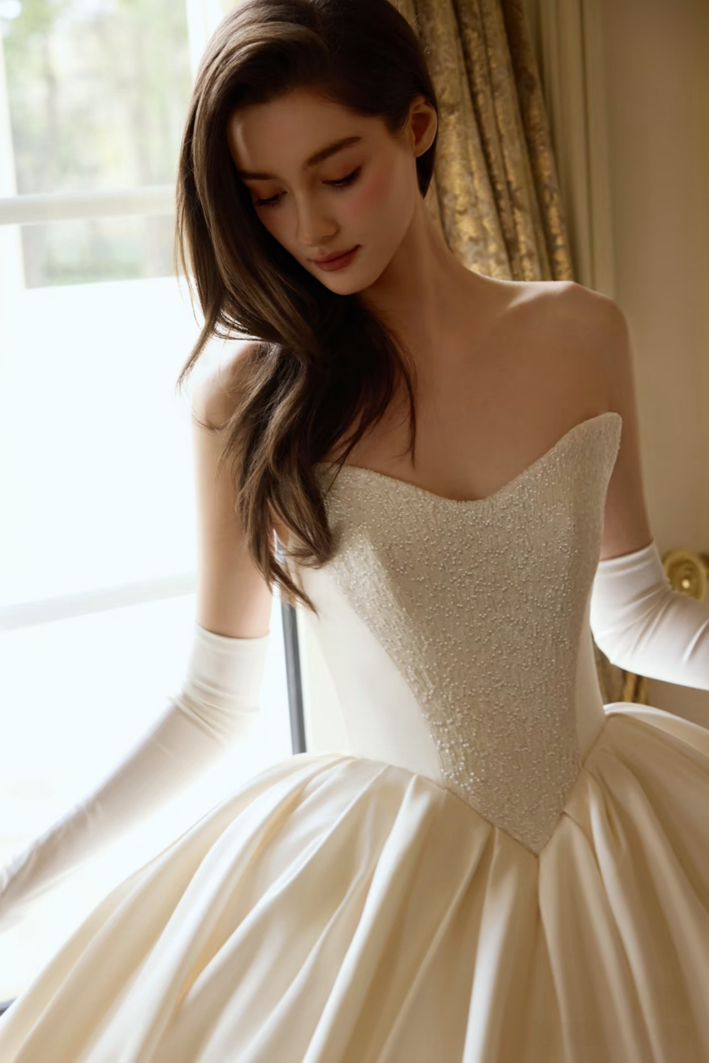 WEDDING DRESS LVB2754