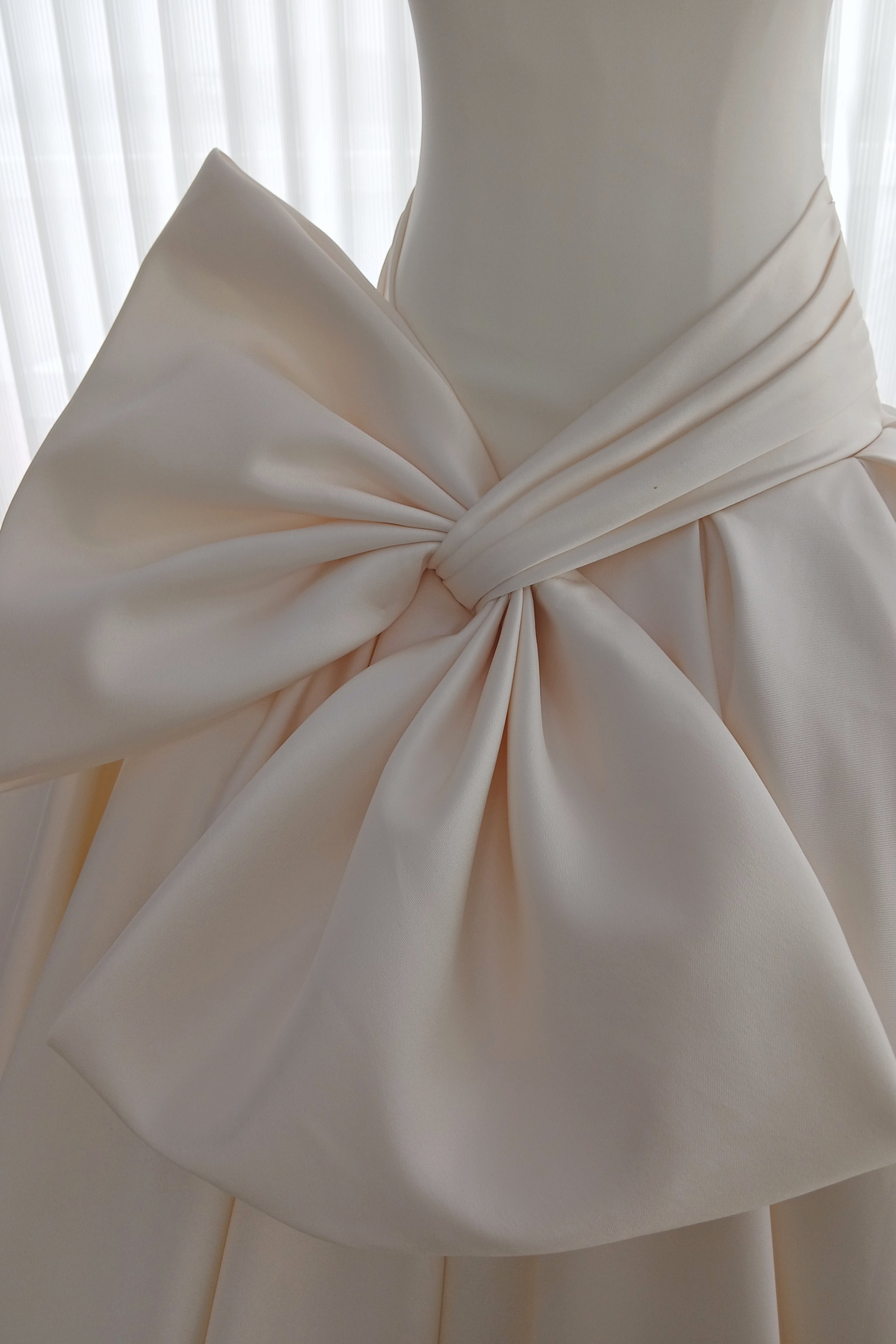 satin wedding dress LVB2756