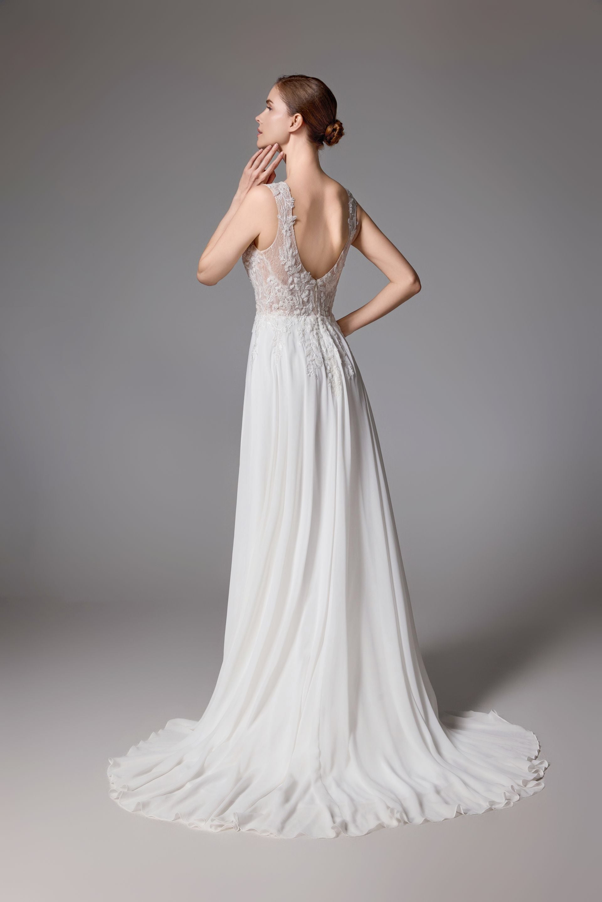 Floral V-neckline chiffon bridal gown with a sexy V-back LVS2409