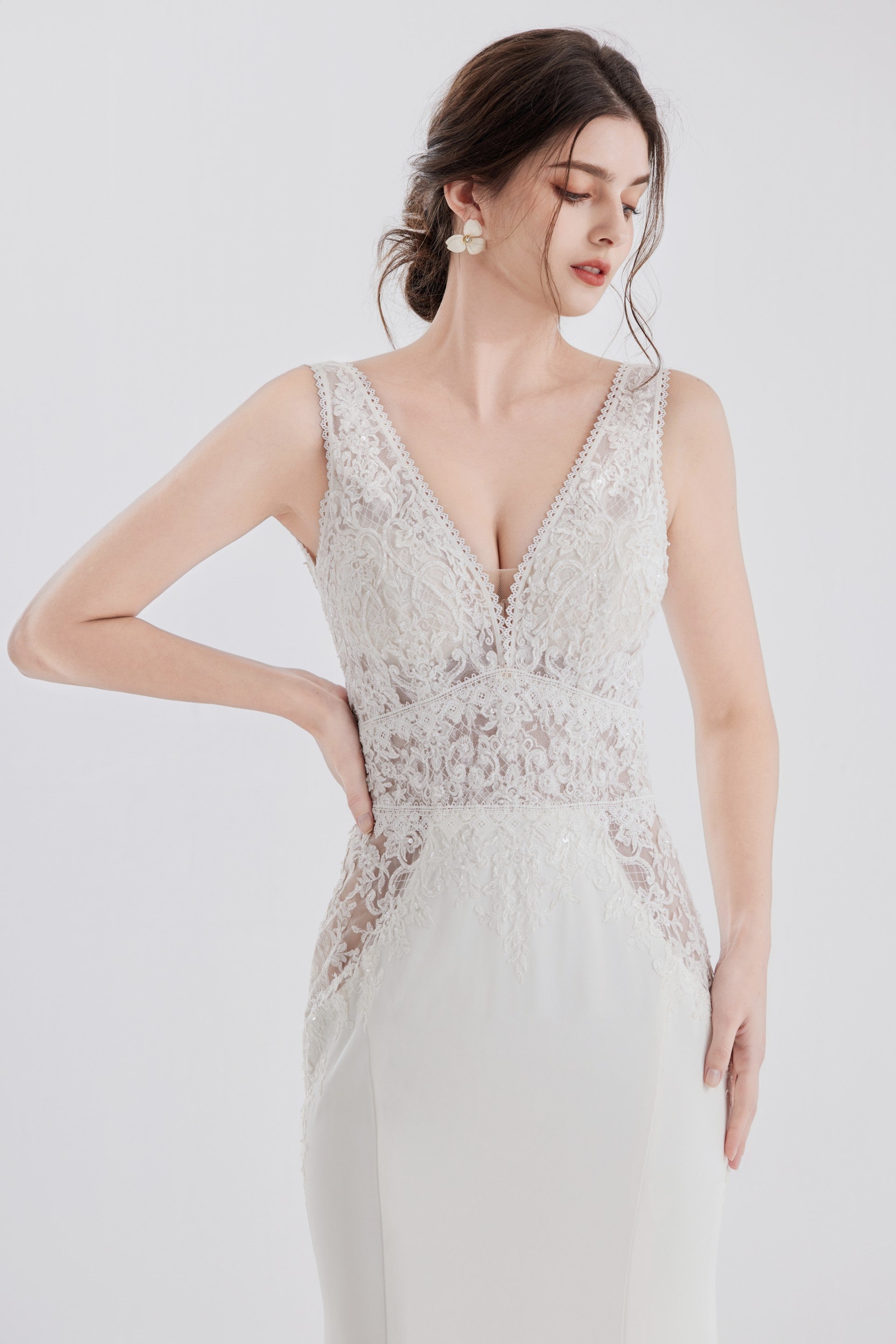 Lace satin Bridal Gown LVB2613