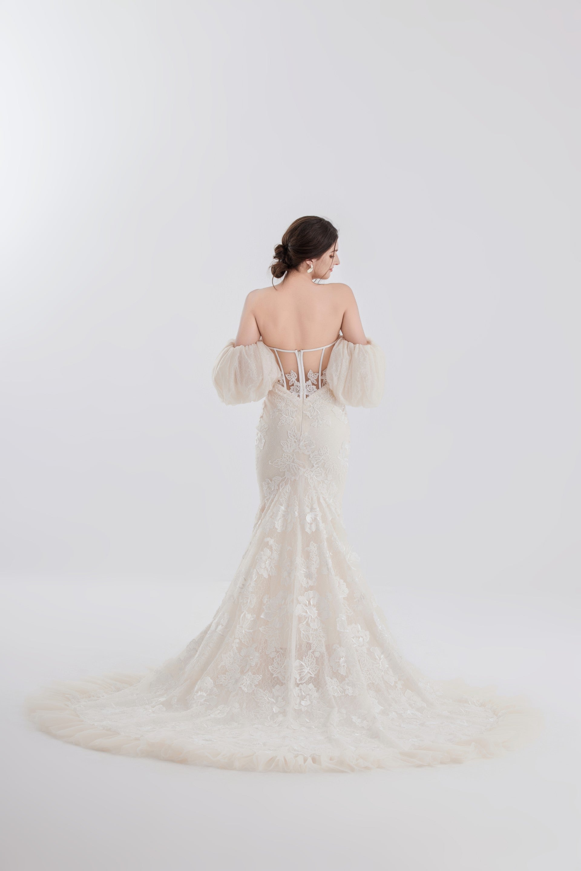 Sexy lace mermaid bridal dress with detachable sleeves LVB2609