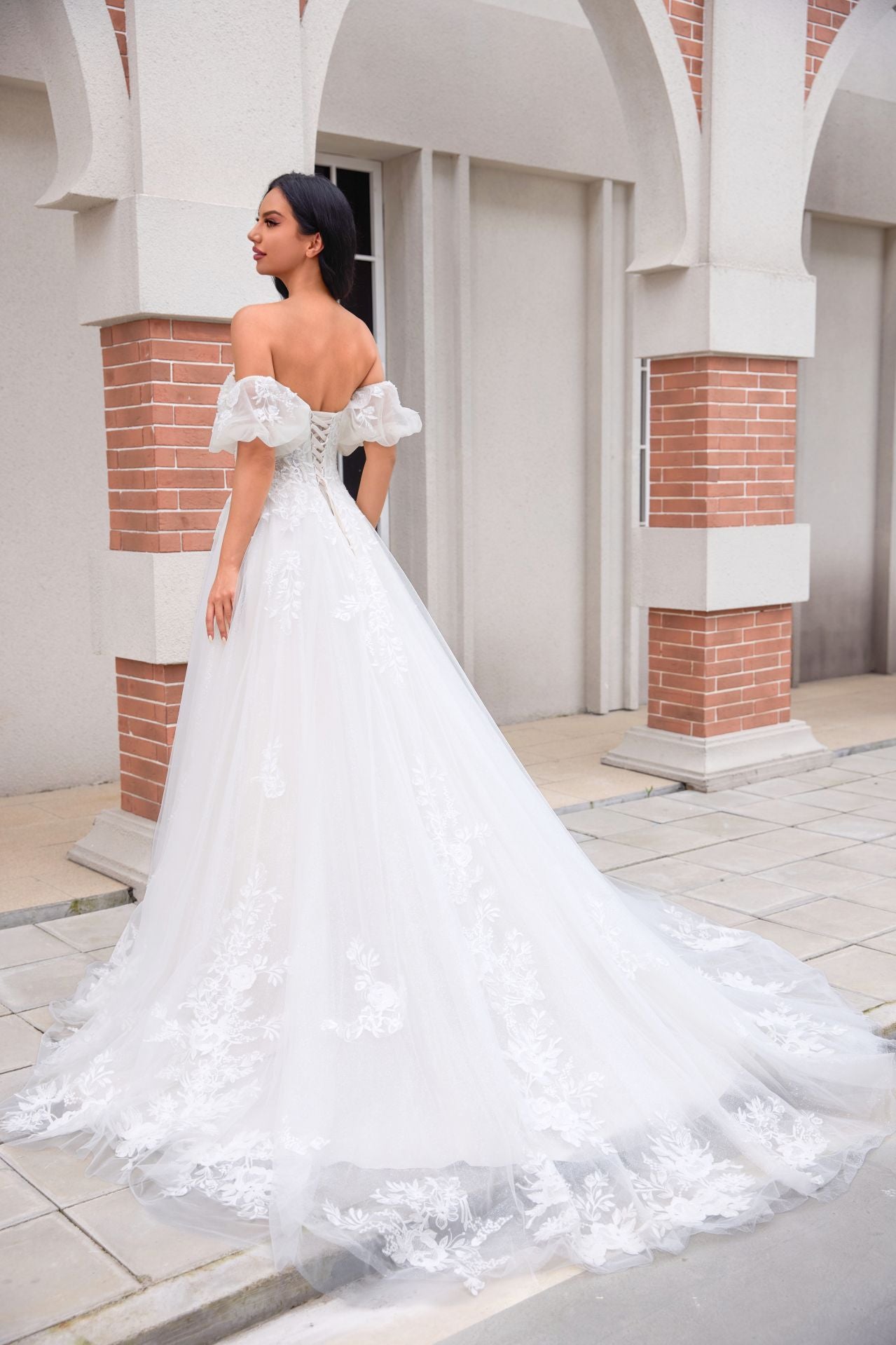 Ball Gown Lace Tulle Handmade WEDDING DRESS With Detachable Sleeves LVB2503