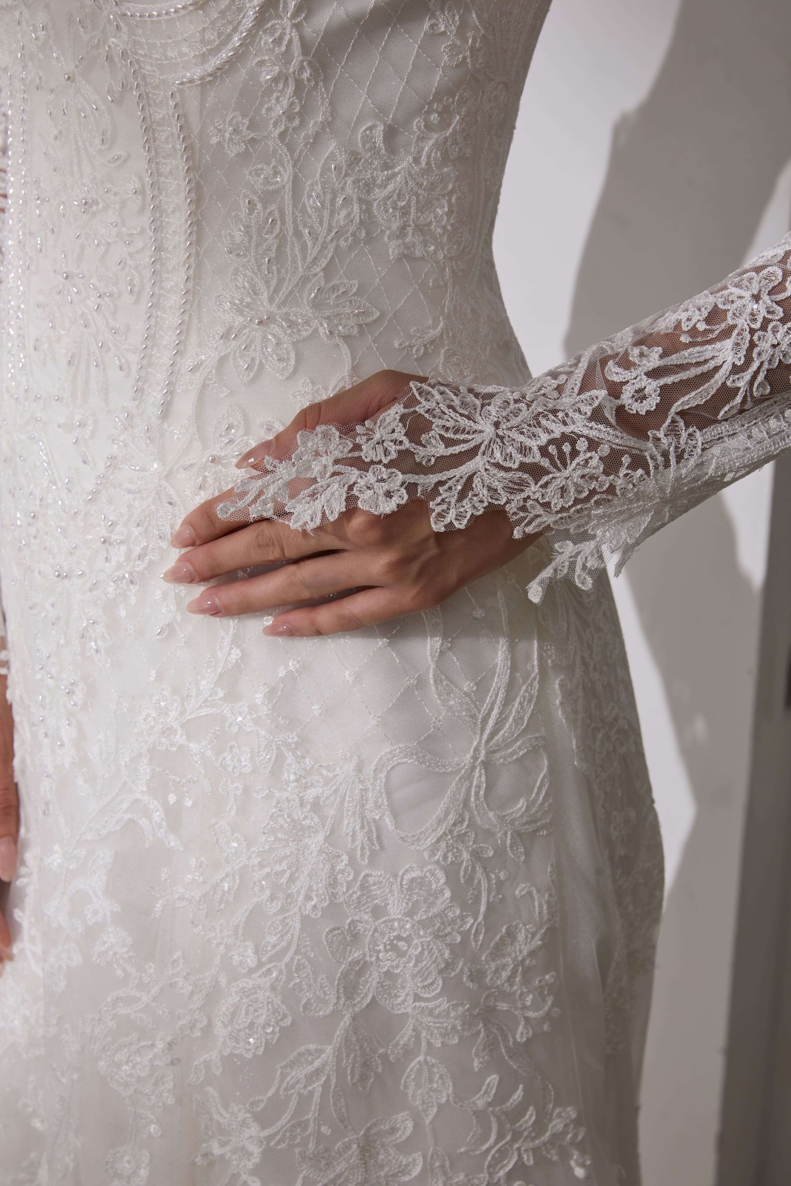 Satin Wedding Dress with Veil and Gloves All-in-One Set-AND Bride