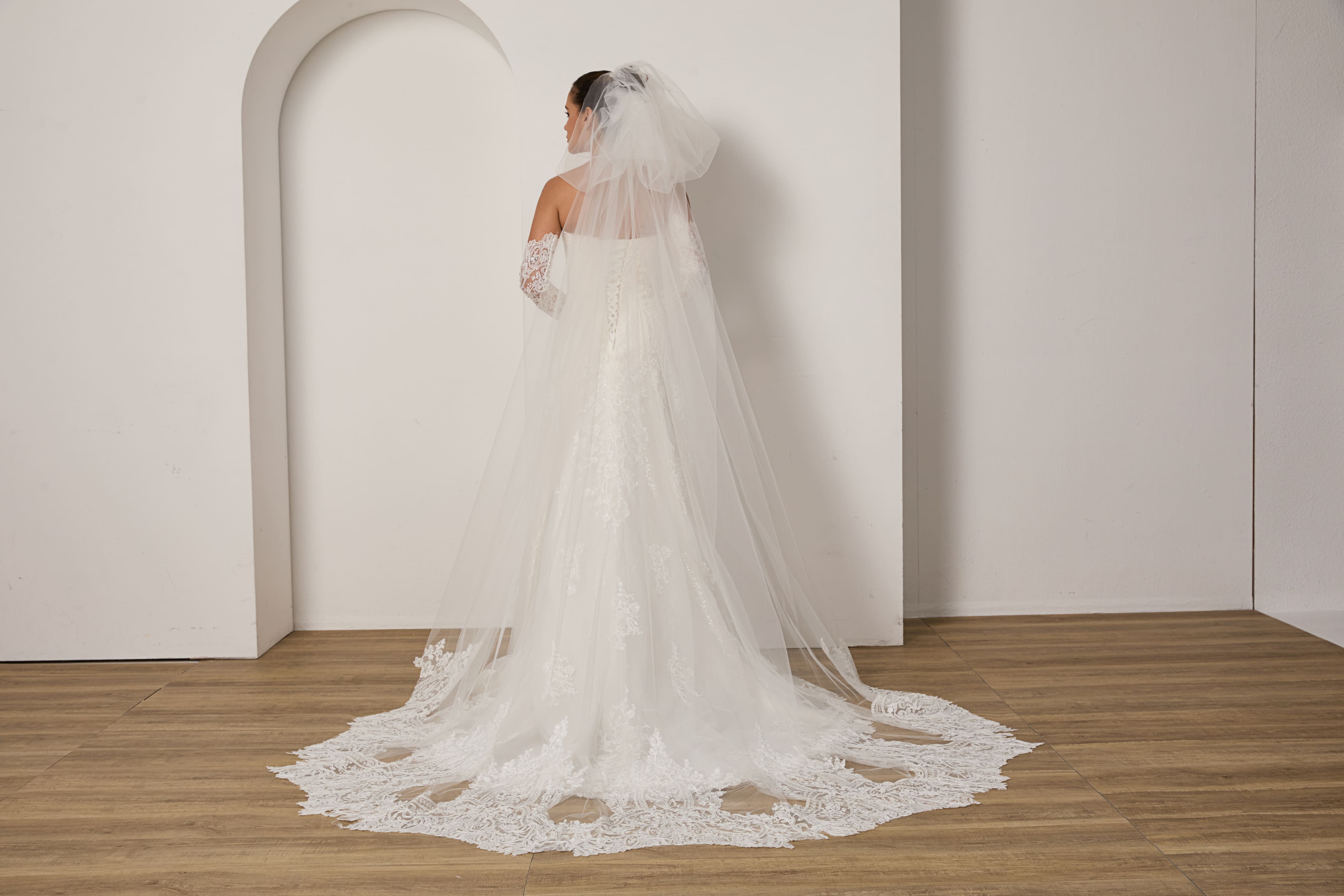 Satin Wedding Dress with Veil and Gloves All-in-One Set-AND Bride