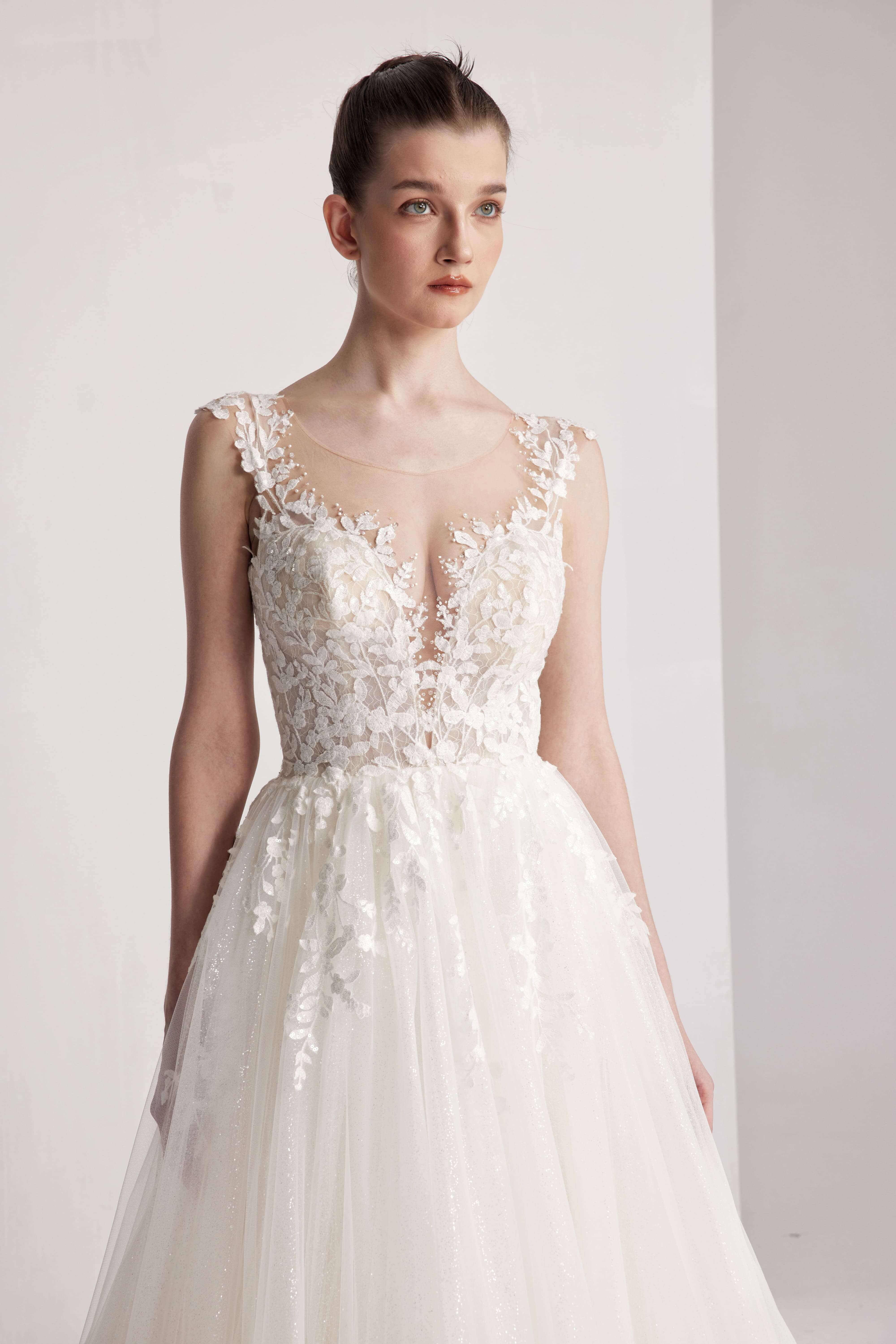 Brautkleid aus Spitze mit Perlen und einem vollen A-Linien-Rock mit Blumenmuster LVB2408 