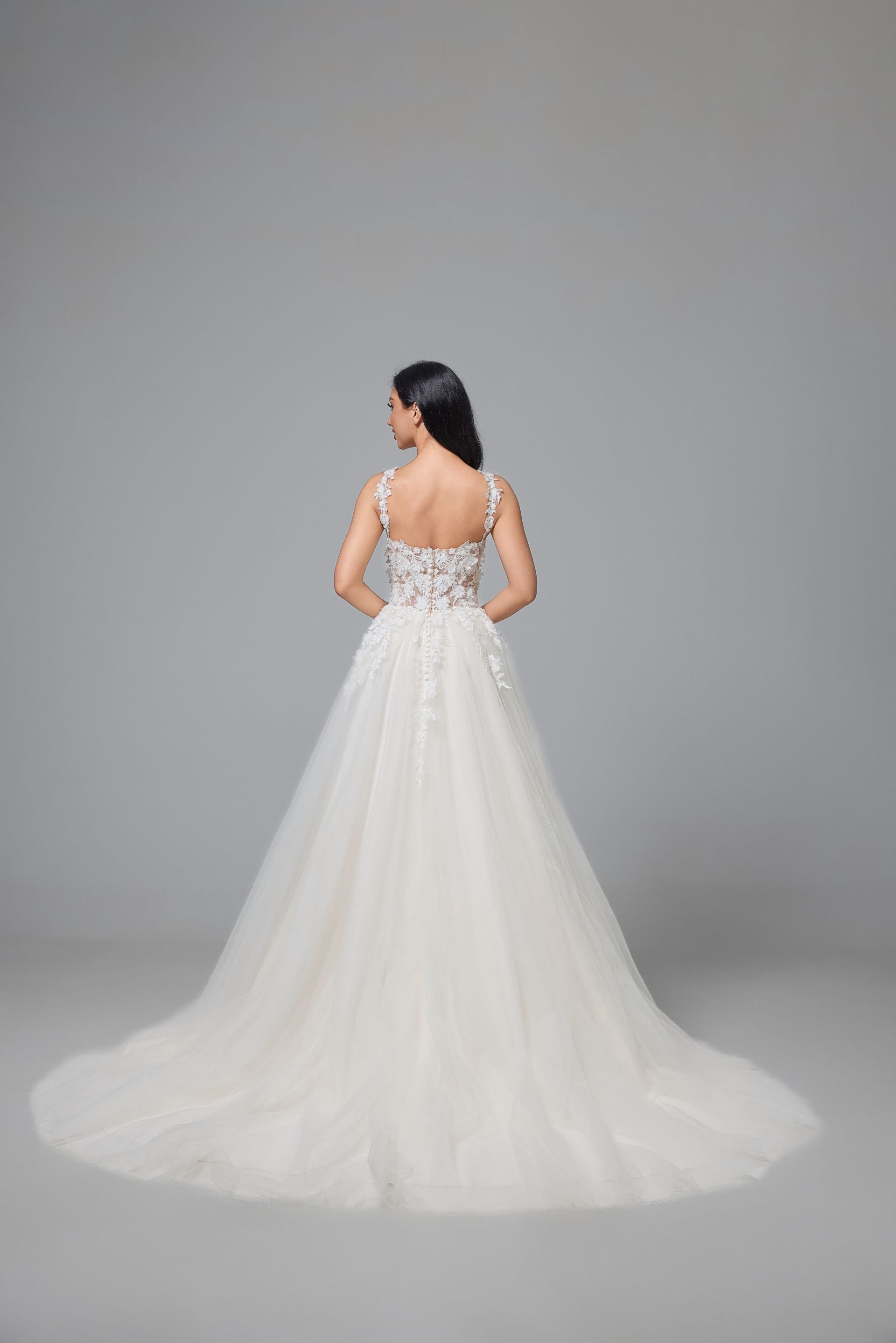 ROMANTIC FLORAL WEDDING DRESS LVB2518