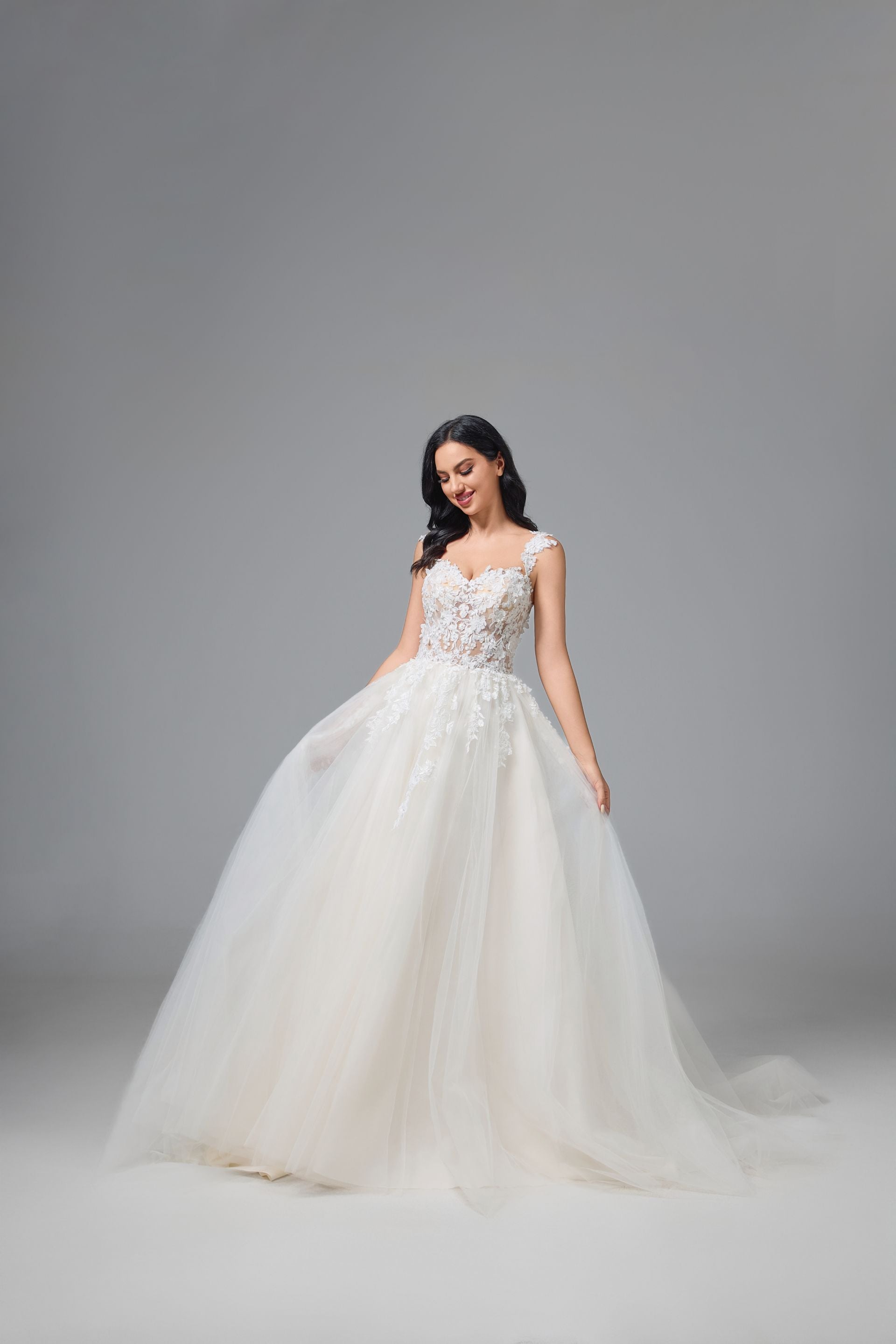 ROMANTIC FLORAL WEDDING DRESS LVB2518