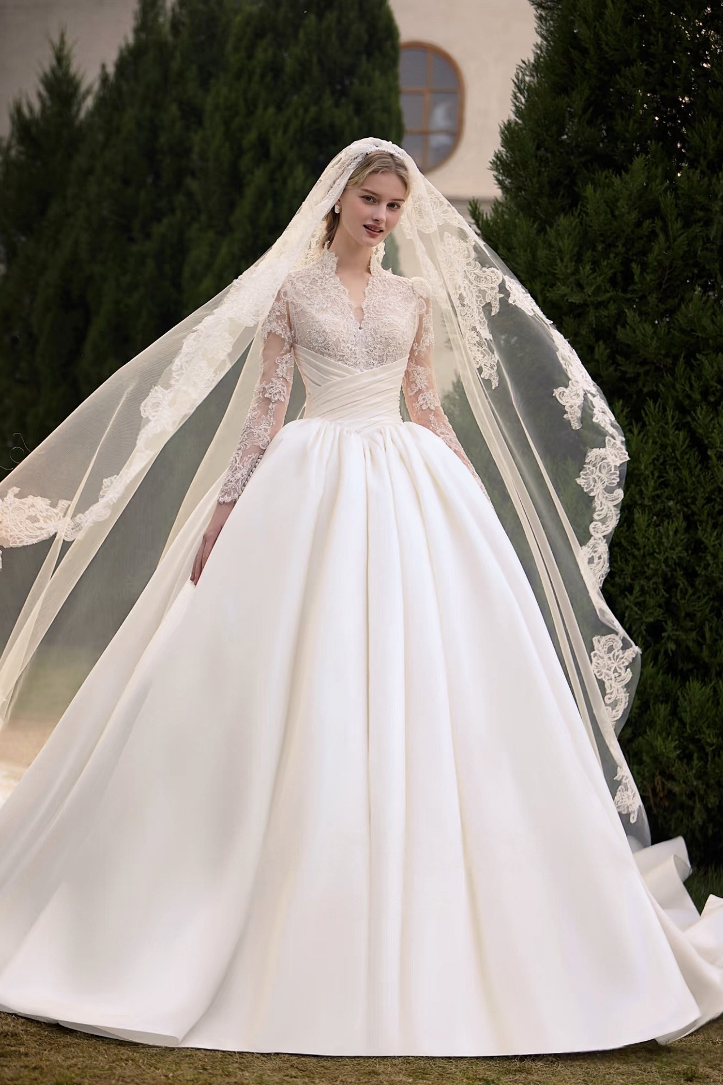 TIANA - Wedding dress  LVB2721