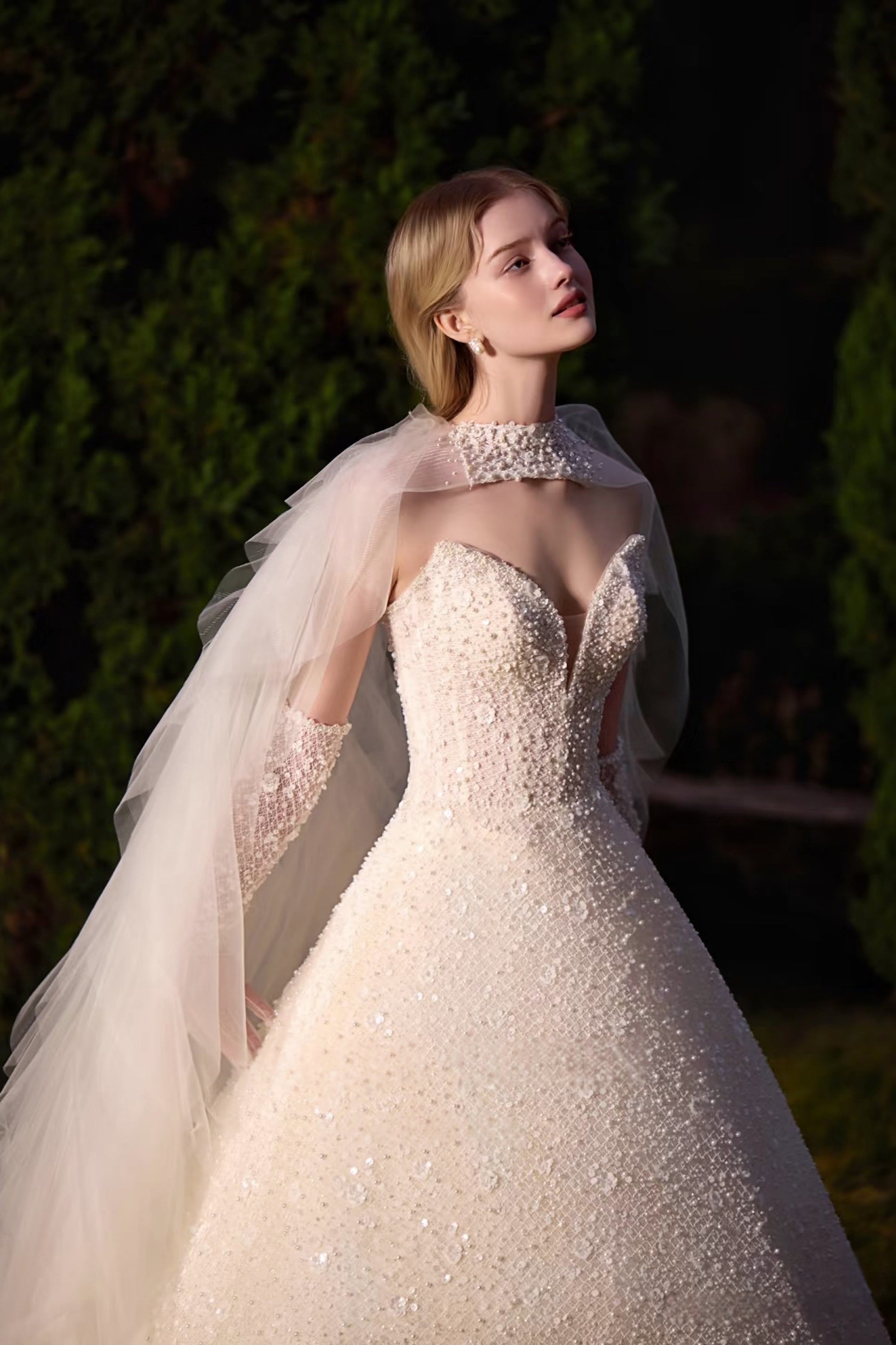 WEDDING DRESS LVB2729