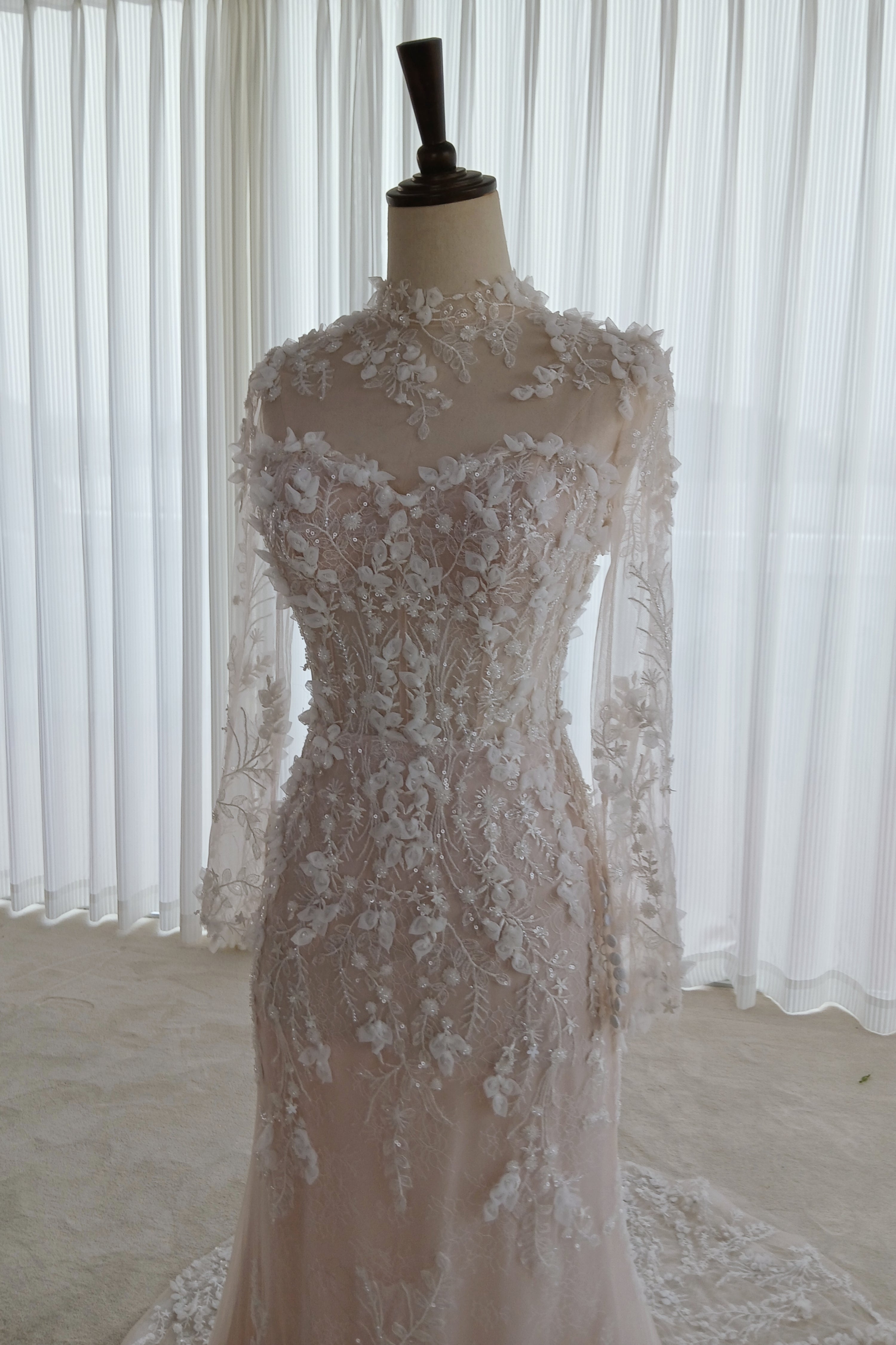 Seraphina- mermaid wedding dress LVB2755