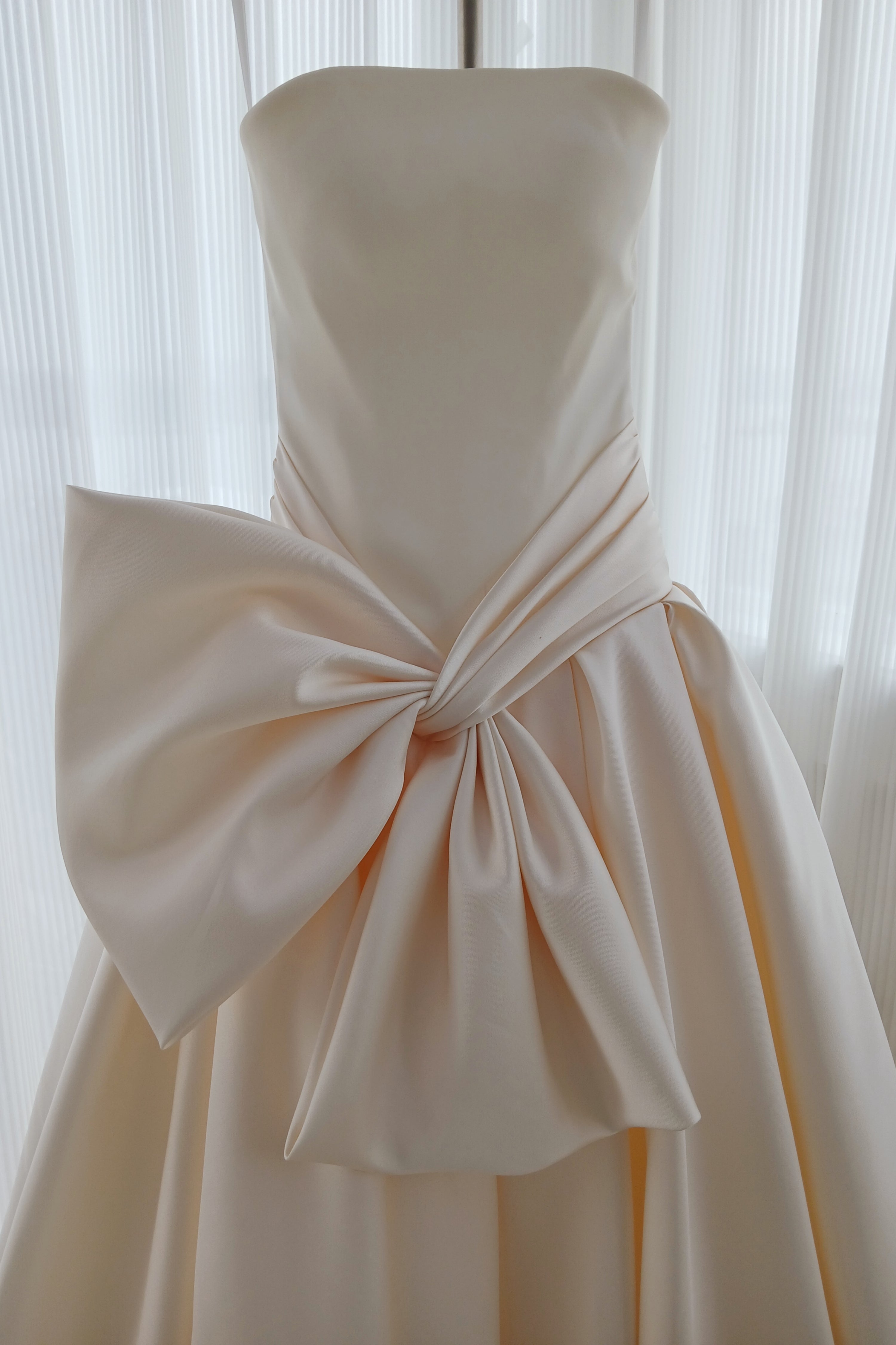 satin wedding dress LVB2756