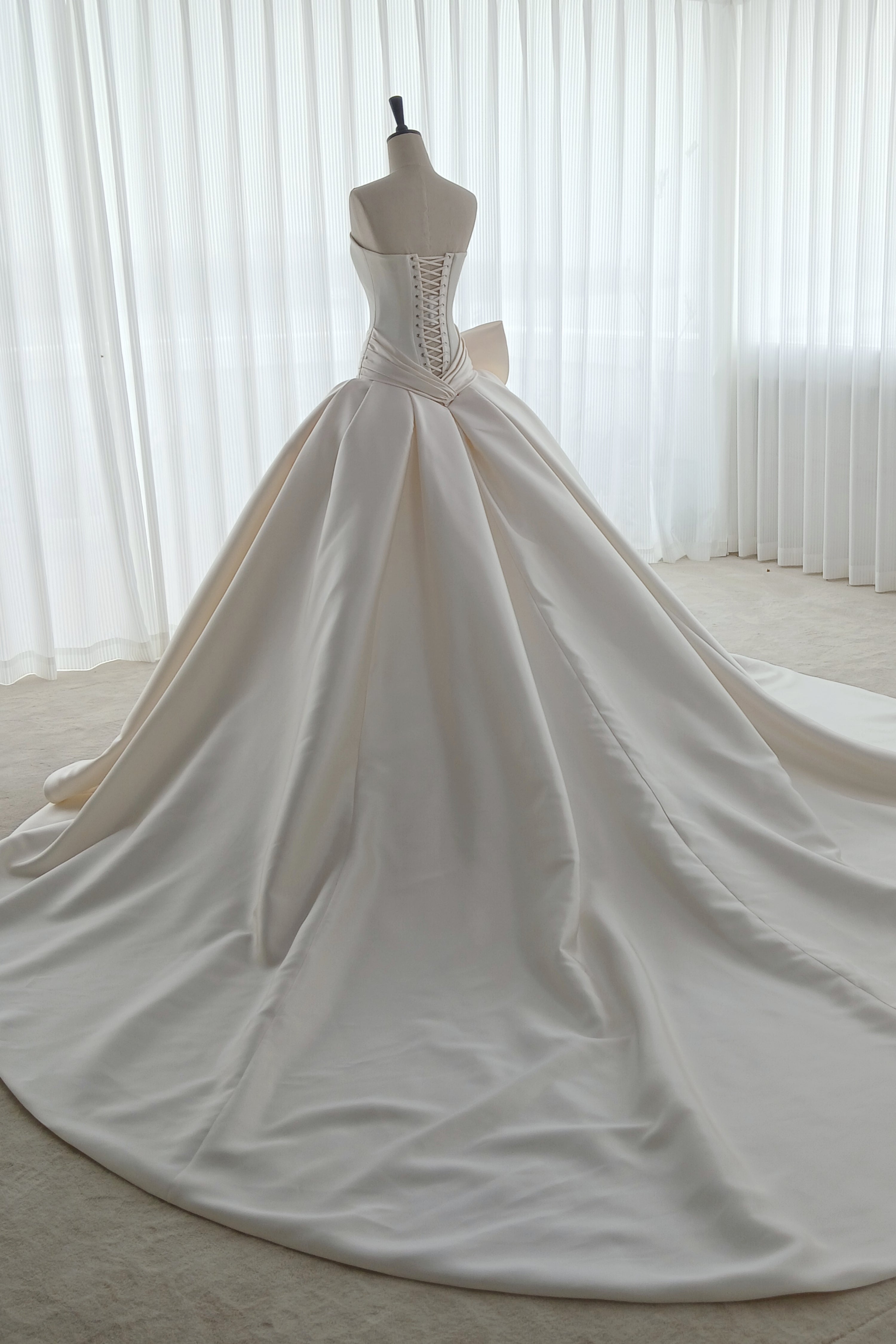 satin wedding dress LVB2756