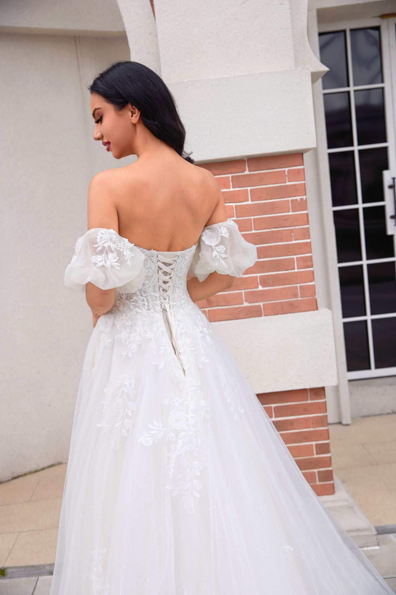 Ball Gown Lace Tulle Handmade WEDDING DRESS With Detachable Sleeves LVB2503